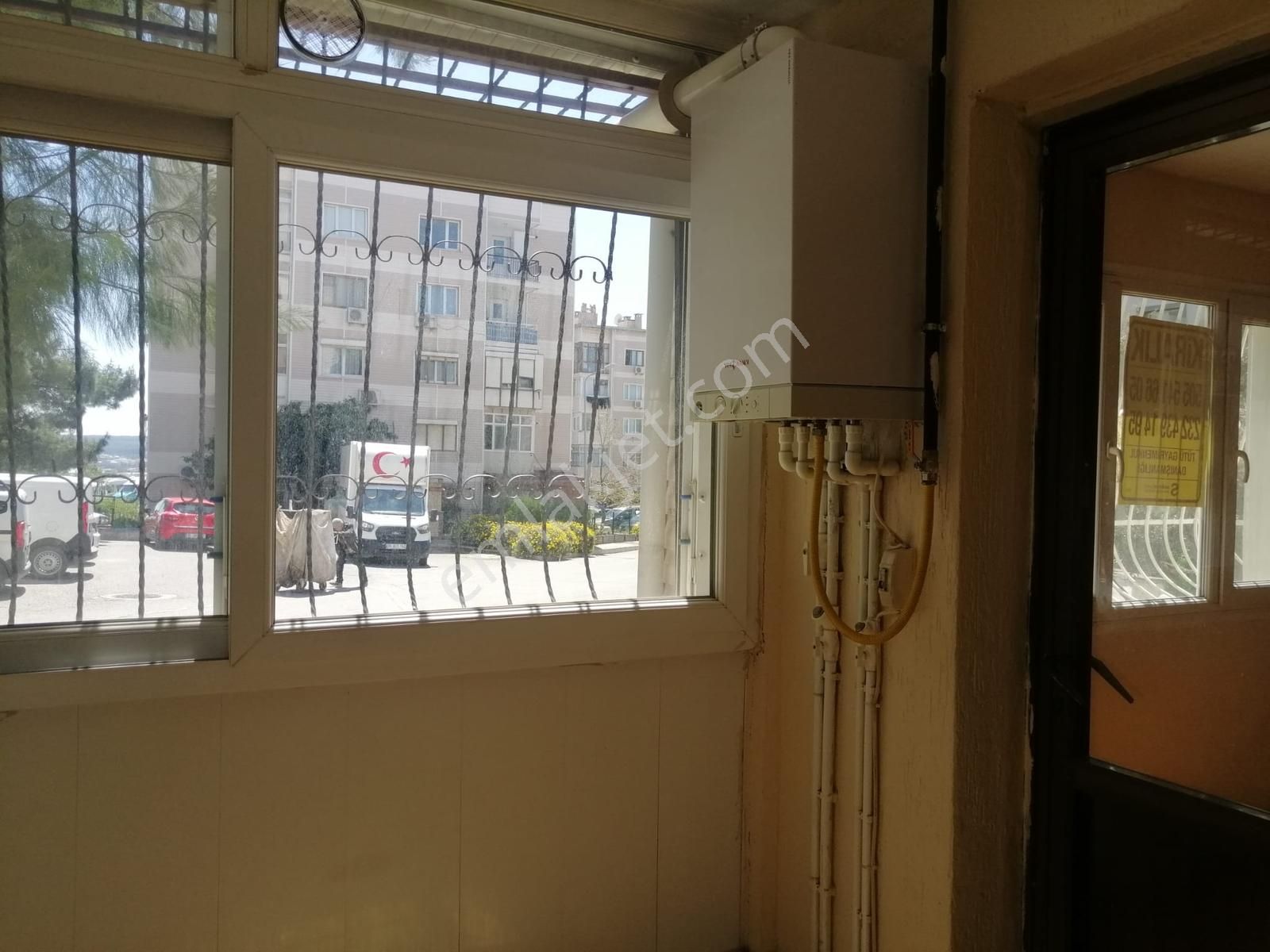 Buca Cumhuriyet Mah De 2+1 Doğalgazlı Giriş Kat Kiralık Daire - Görsel 7