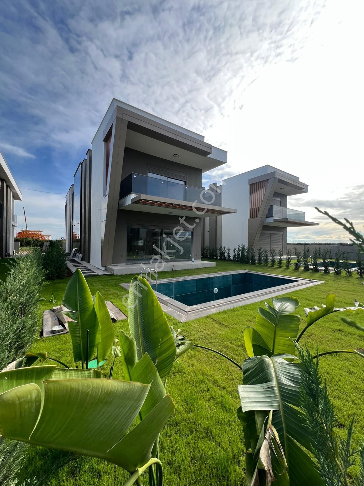 Odabaşı 'nda Ultra Lüks Sitede 5+1 Villa