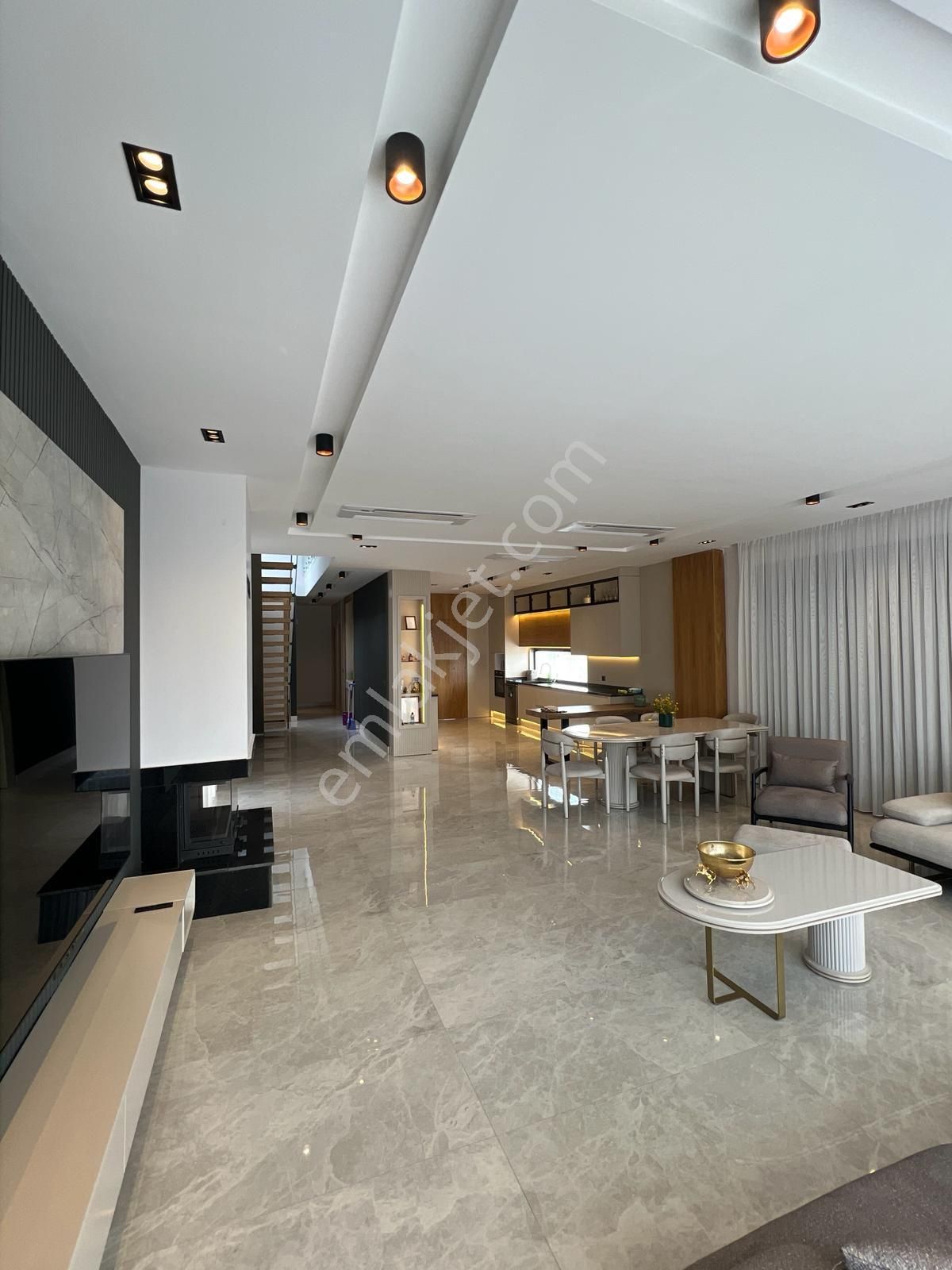 Odabaşı 'nda Ultra Lüks Sitede 5+1 Villa - Görsel 4