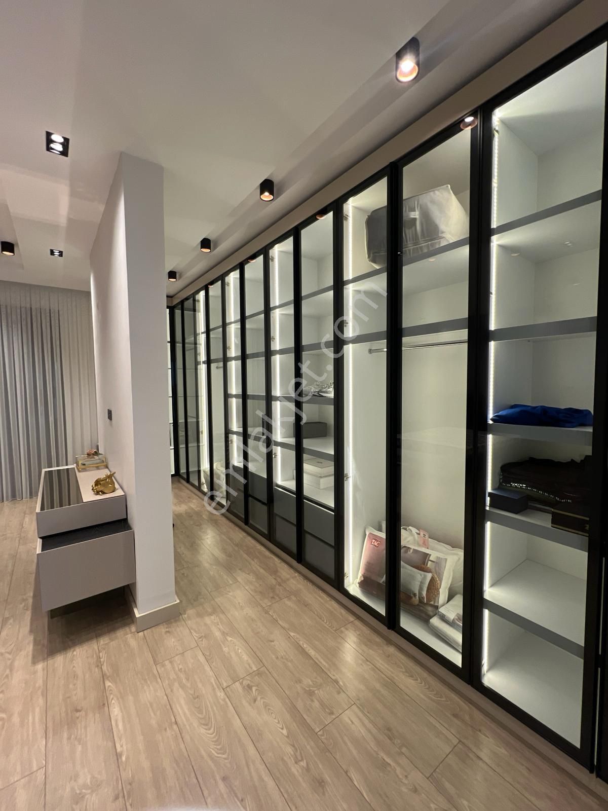 Odabaşı 'nda Ultra Lüks Sitede 5+1 Villa - Görsel 15