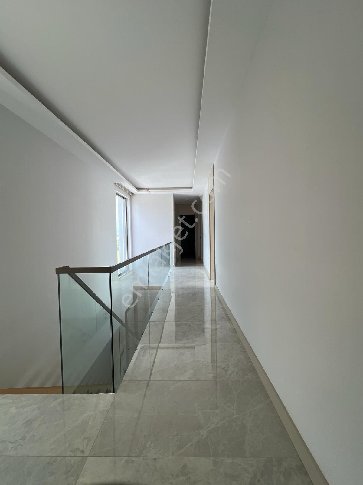 Odabaşı 'nda Ultra Lüks Sitede 5+1 Villa - Görsel 24