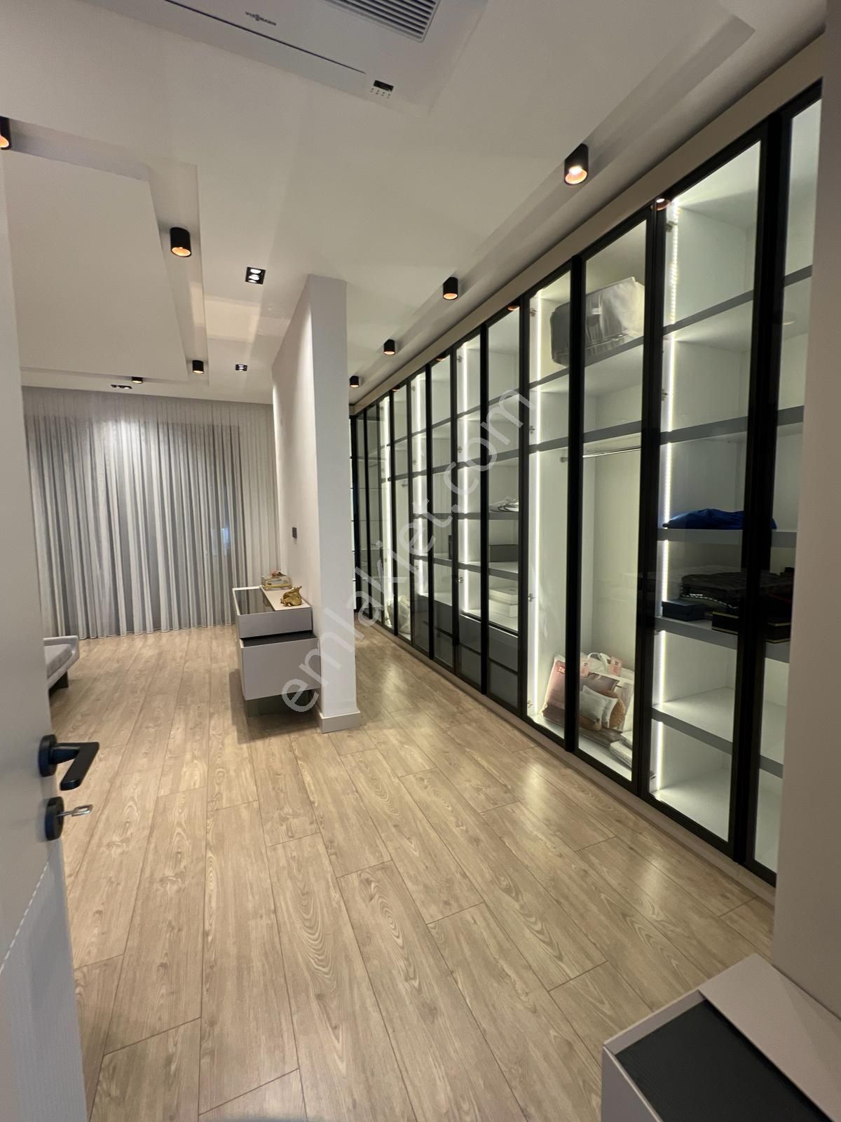 Odabaşı 'nda Ultra Lüks Sitede 5+1 Villa - Görsel 14