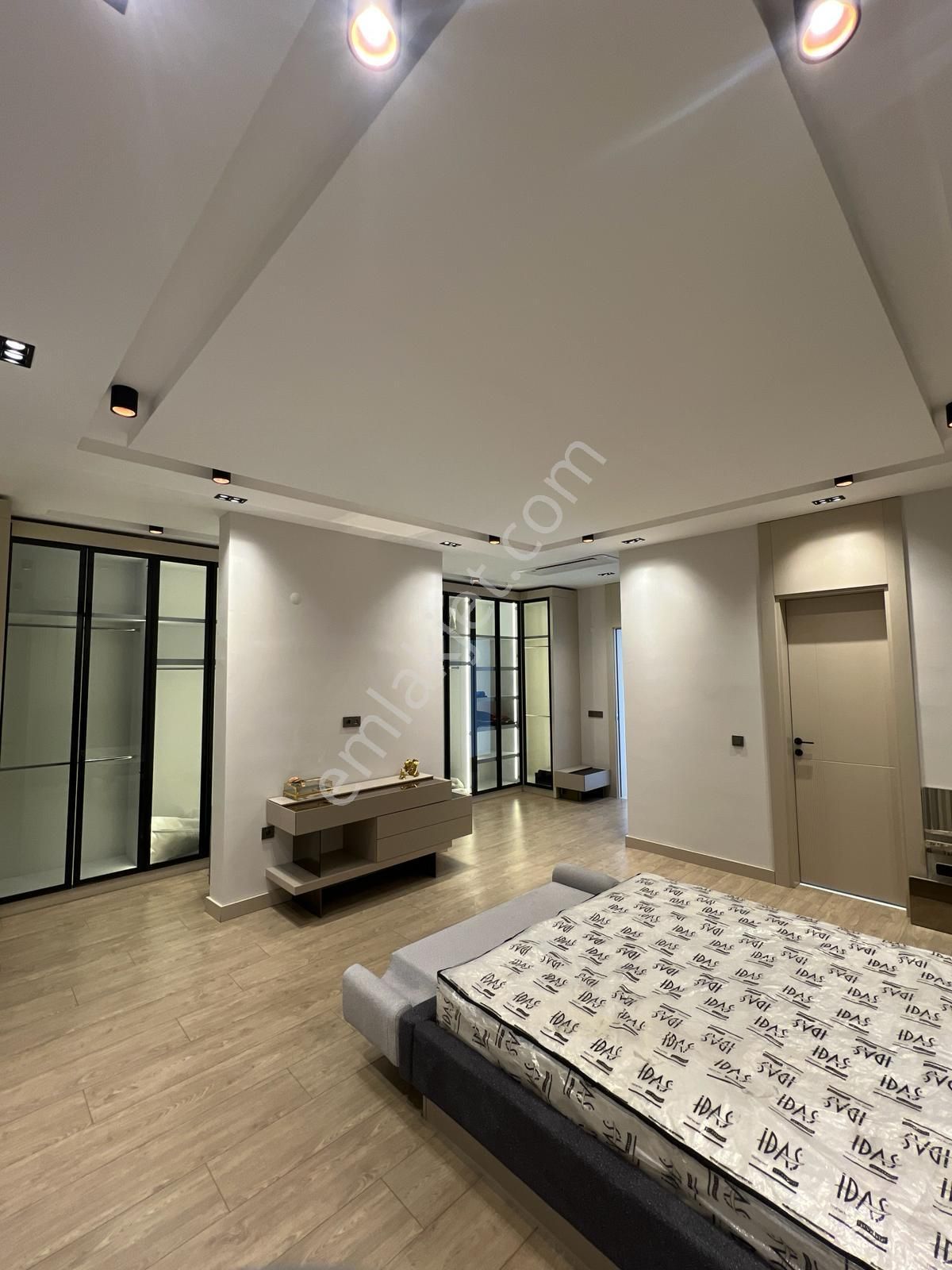 Odabaşı 'nda Ultra Lüks Sitede 5+1 Villa - Görsel 11