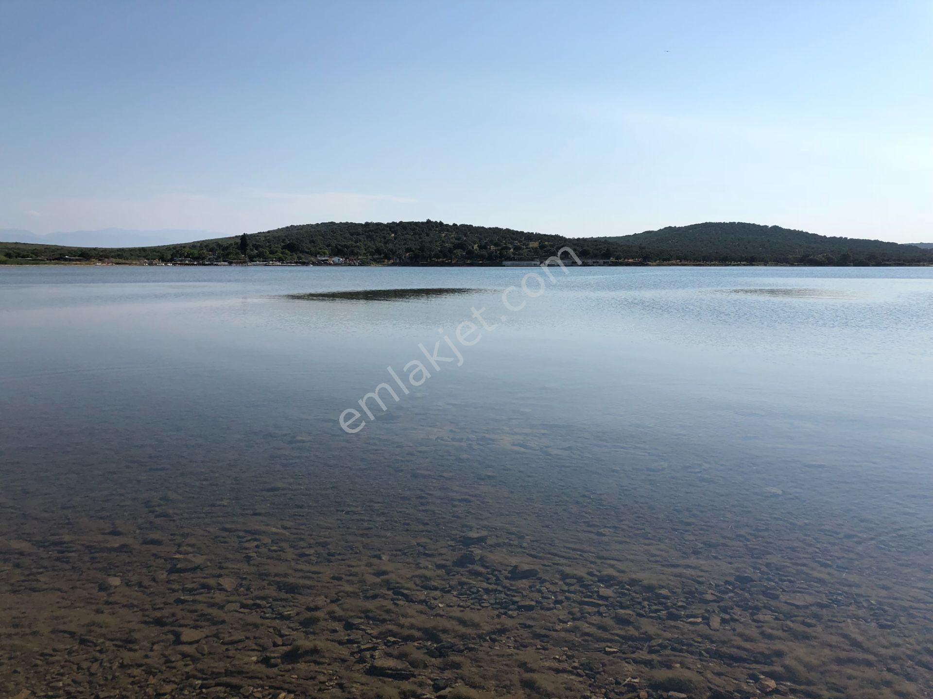 Ayvalık Cunda Da Satılık 21,000 Metre Kare Arsa.denize Sıfır - Görsel 2