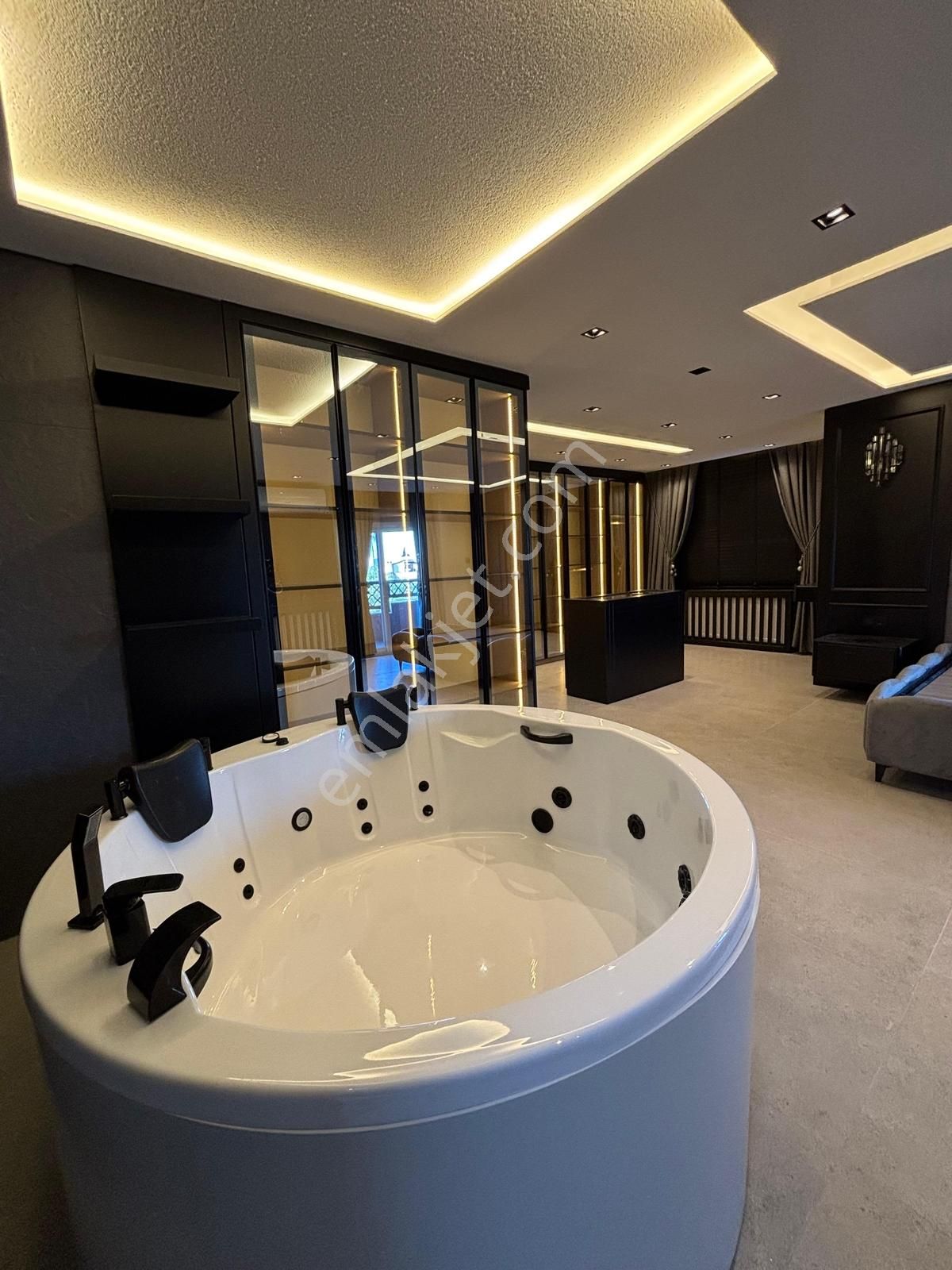 Adonis'te 280 M2 İçi Full Yenilenmiş Satılık Lüks Daire. - Görsel 31