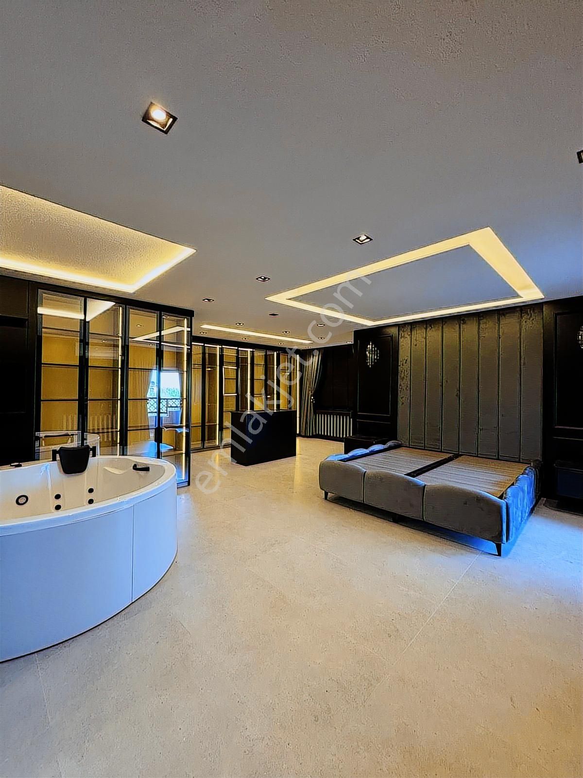 Adonis'te 280 M2 İçi Full Yenilenmiş Satılık Lüks Daire. - Görsel 3