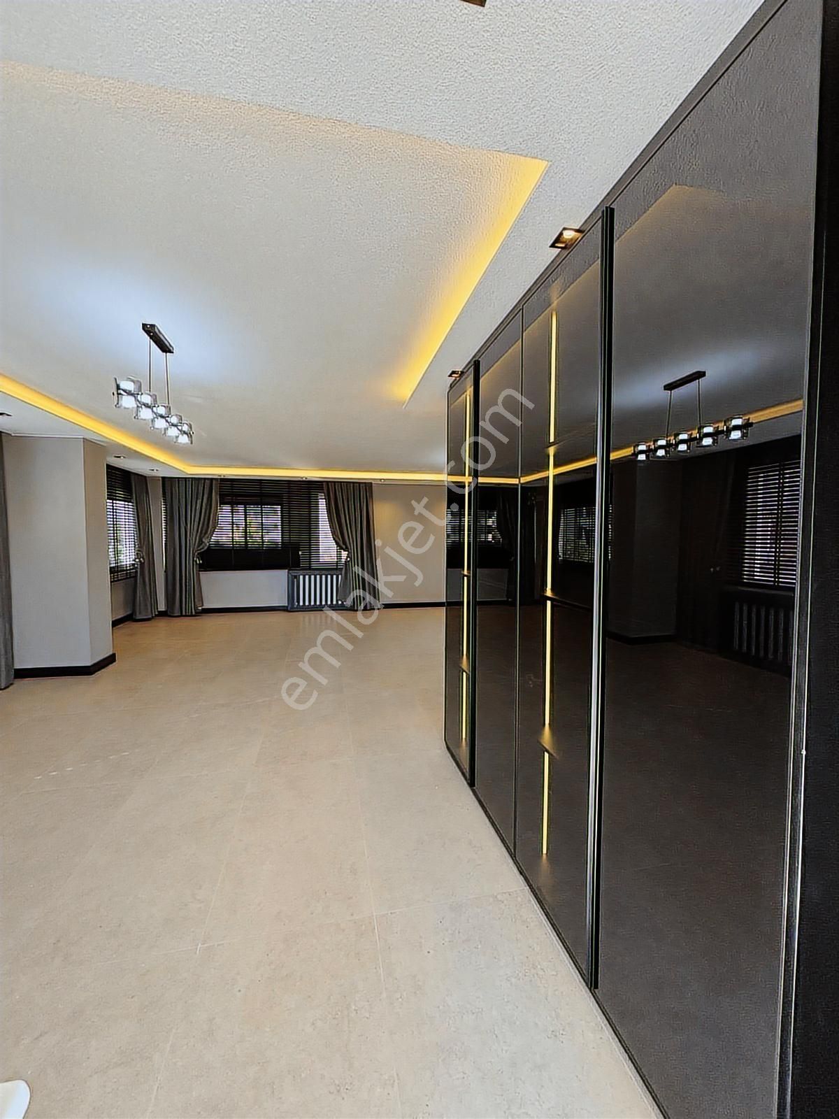 Adonis'te 280 M2 İçi Full Yenilenmiş Satılık Lüks Daire. - Görsel 16