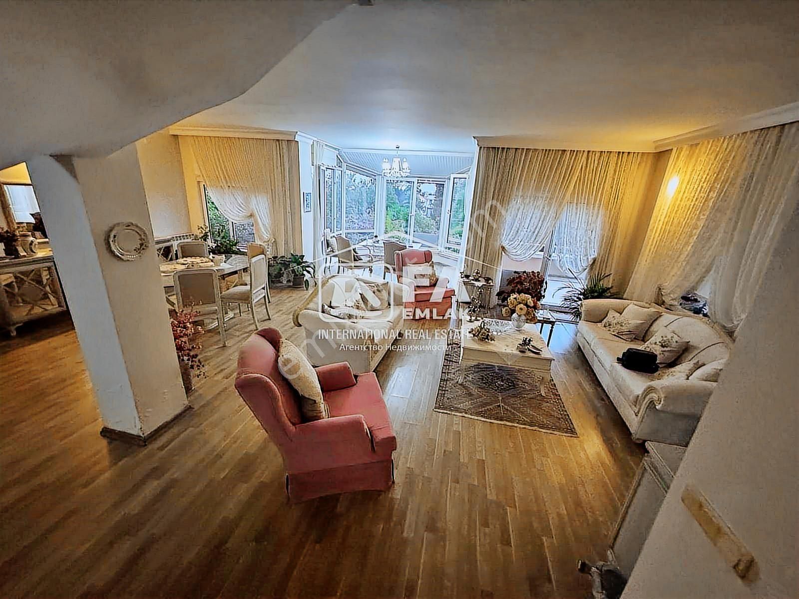 Yeşilvadi Villalarında Süper Lüks Doğalgazlı 5+2 Tripleks Villa - Görsel 31