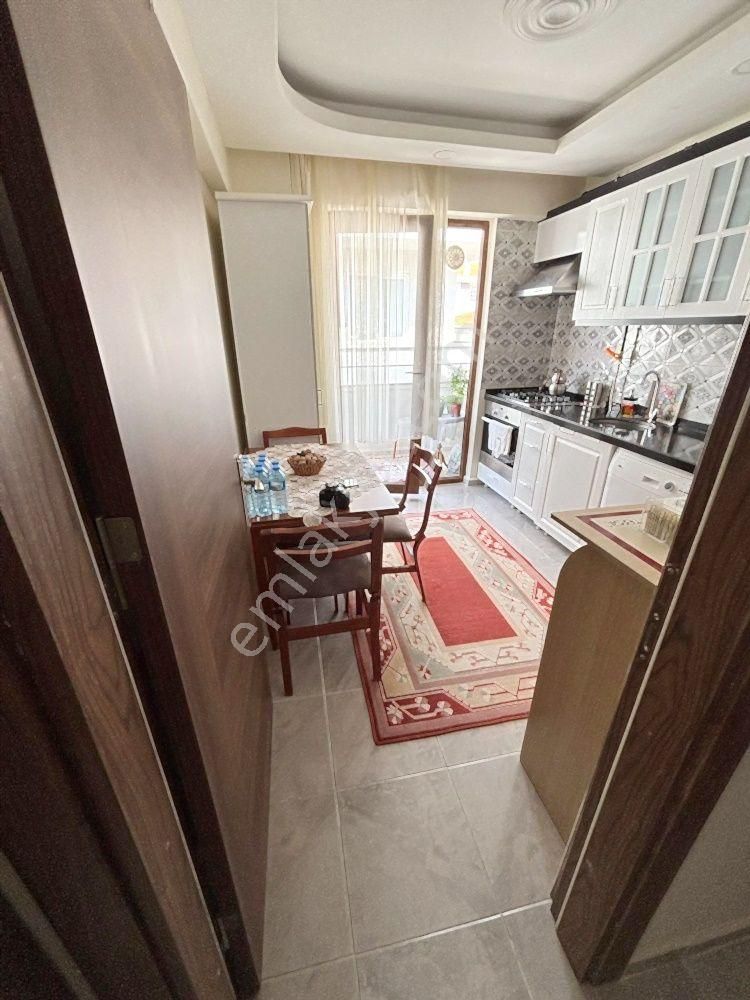 Çorlu Muhittin'de File Markete Yakın 110m2 2+1 Ebeveyn Banyolu Kapalı Otoparklı 3.kat - Görsel 2
