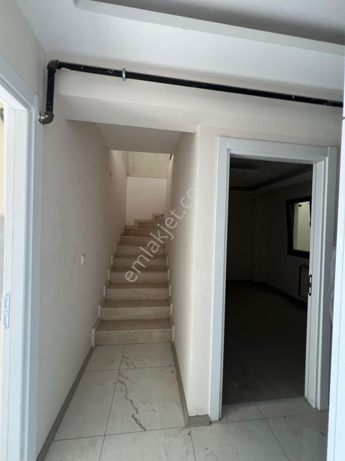 Bornova Wosmer Yakını 3+1 Dubleks Daire - Görsel 23