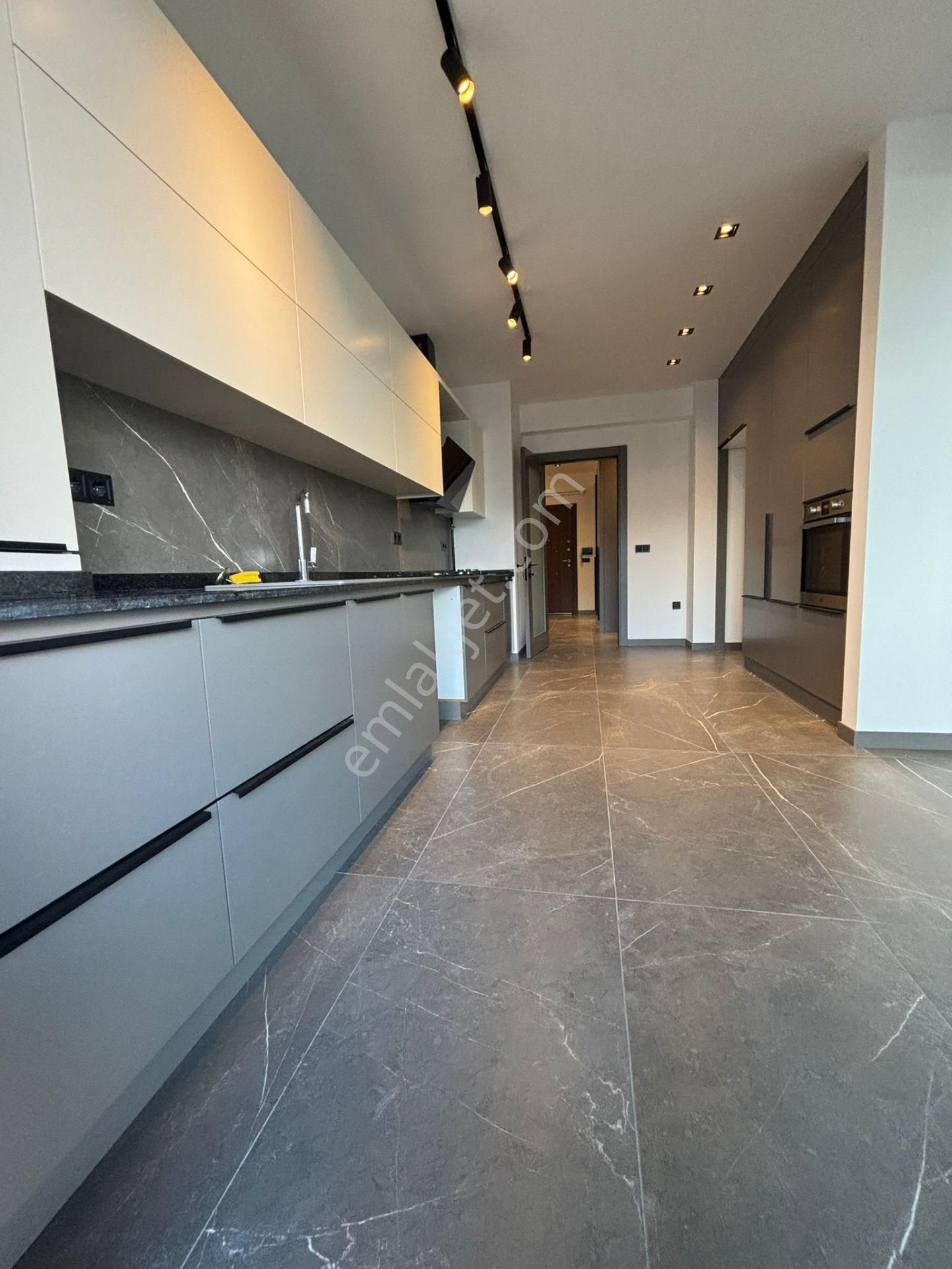 Şemikler Mahallesi'nde Muhteşem Lüks Ara Kat Bir Daire Daha - Görsel 10