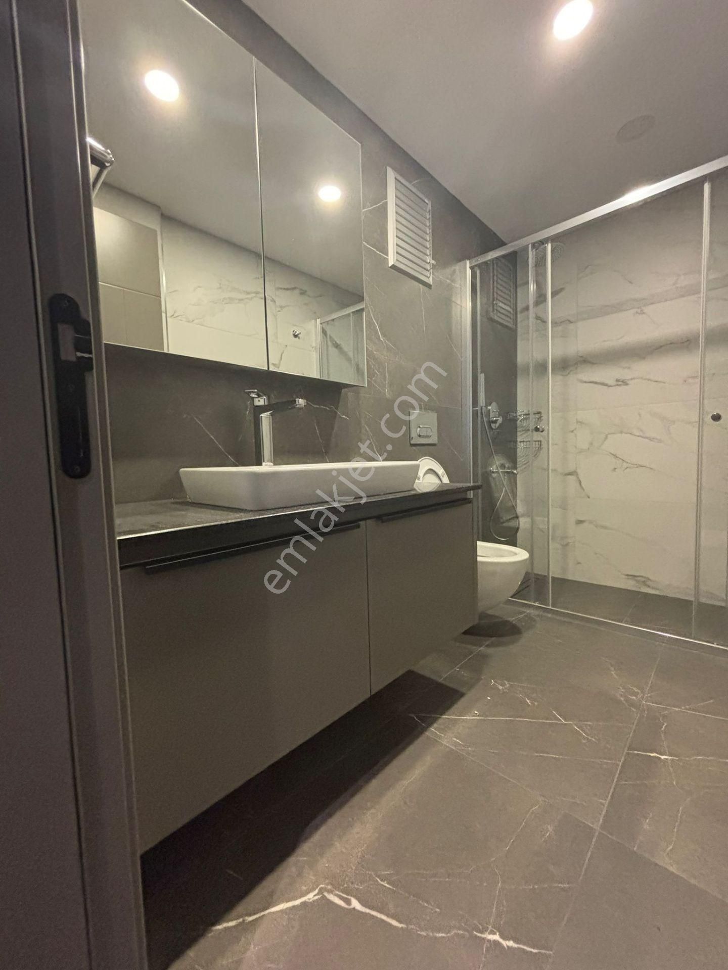 Şemikler Mahallesi'nde Muhteşem Lüks Ara Kat Bir Daire Daha - Görsel 23