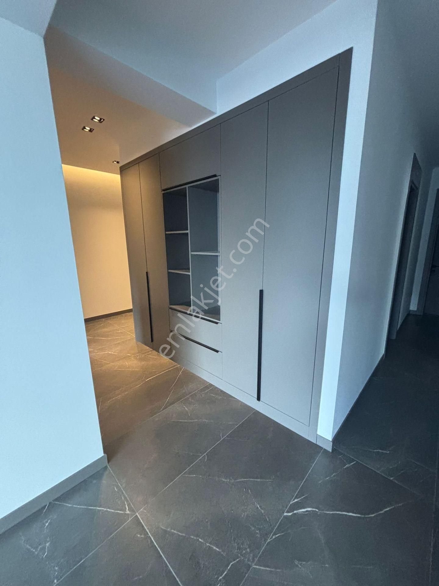 Şemikler Mahallesi'nde Muhteşem Lüks Ara Kat Bir Daire Daha - Görsel 5