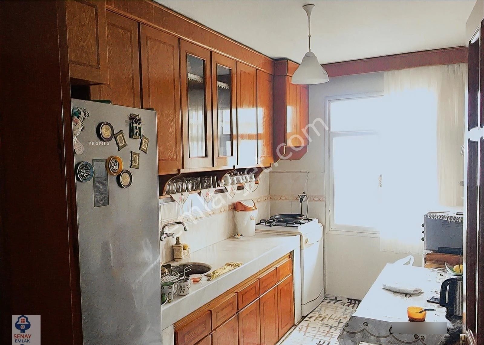 Fatih Mah. Fatih Mehmet Okl.yanı 3 Katlı 2+1 Satılık Müstakil Ev