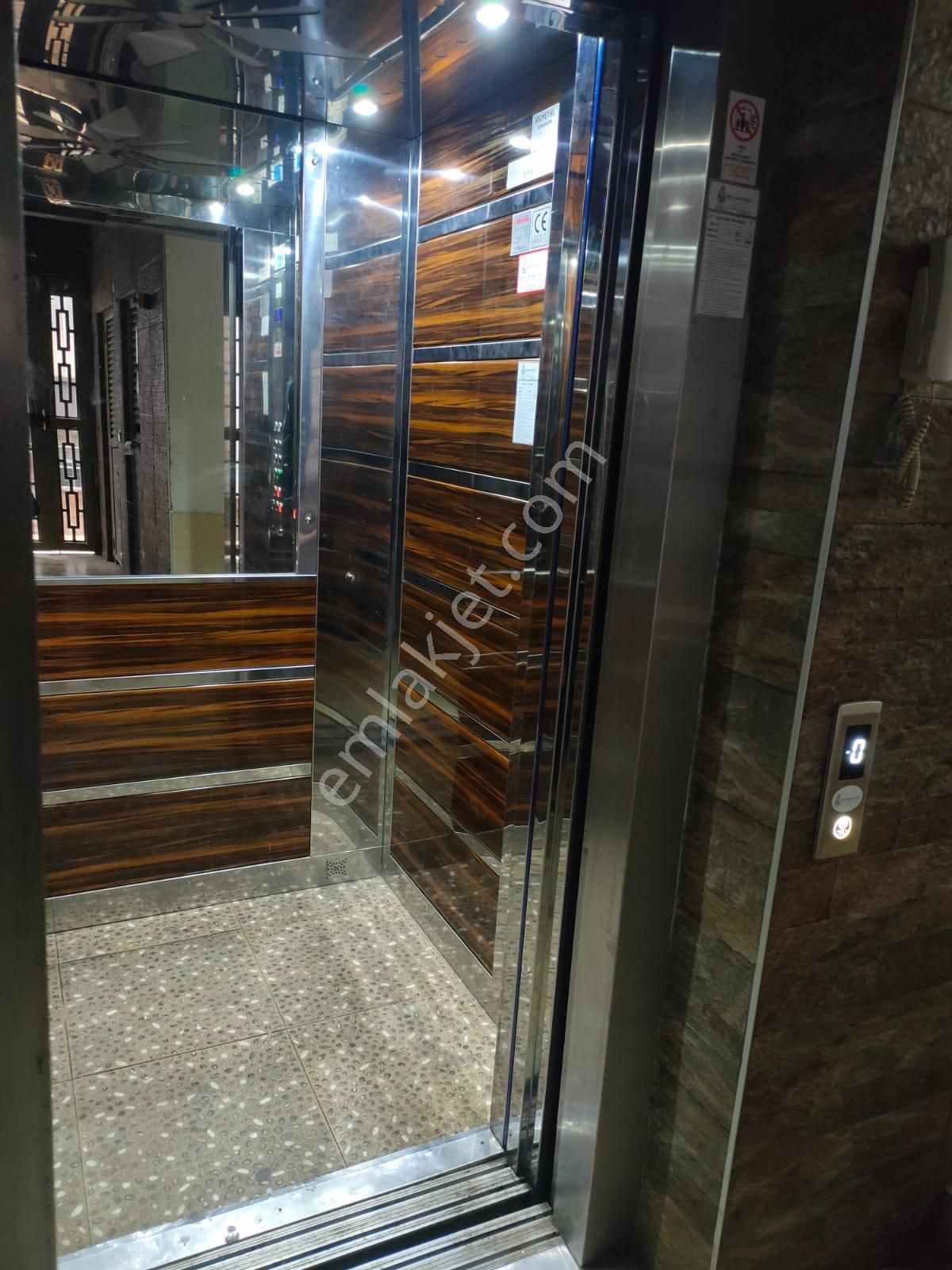 Antalya Muratpaşa Sedir Mah. 3+1 Lüks Kiralık Oziemlak Tan - Görsel 13