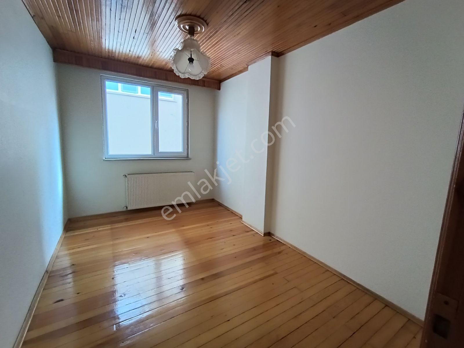 Üsk/yavuztürk Mah/3+1/balkonlu/kiralık Daire - Görsel 8