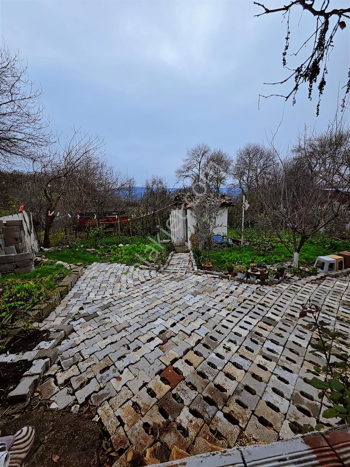 İnceoğlundan İlyasçılarda 536m2 Arsa İçerisinde Satılık Köy Evi - Görsel 7