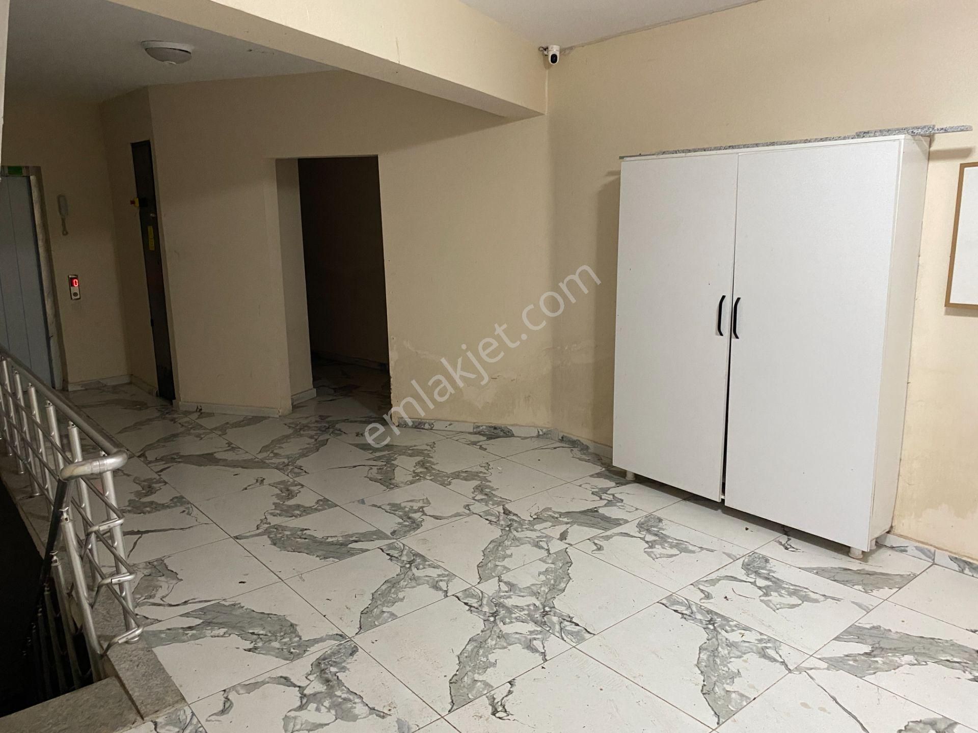 Hendek Merkezde 1+1 Kiralık Daire - Görsel 4