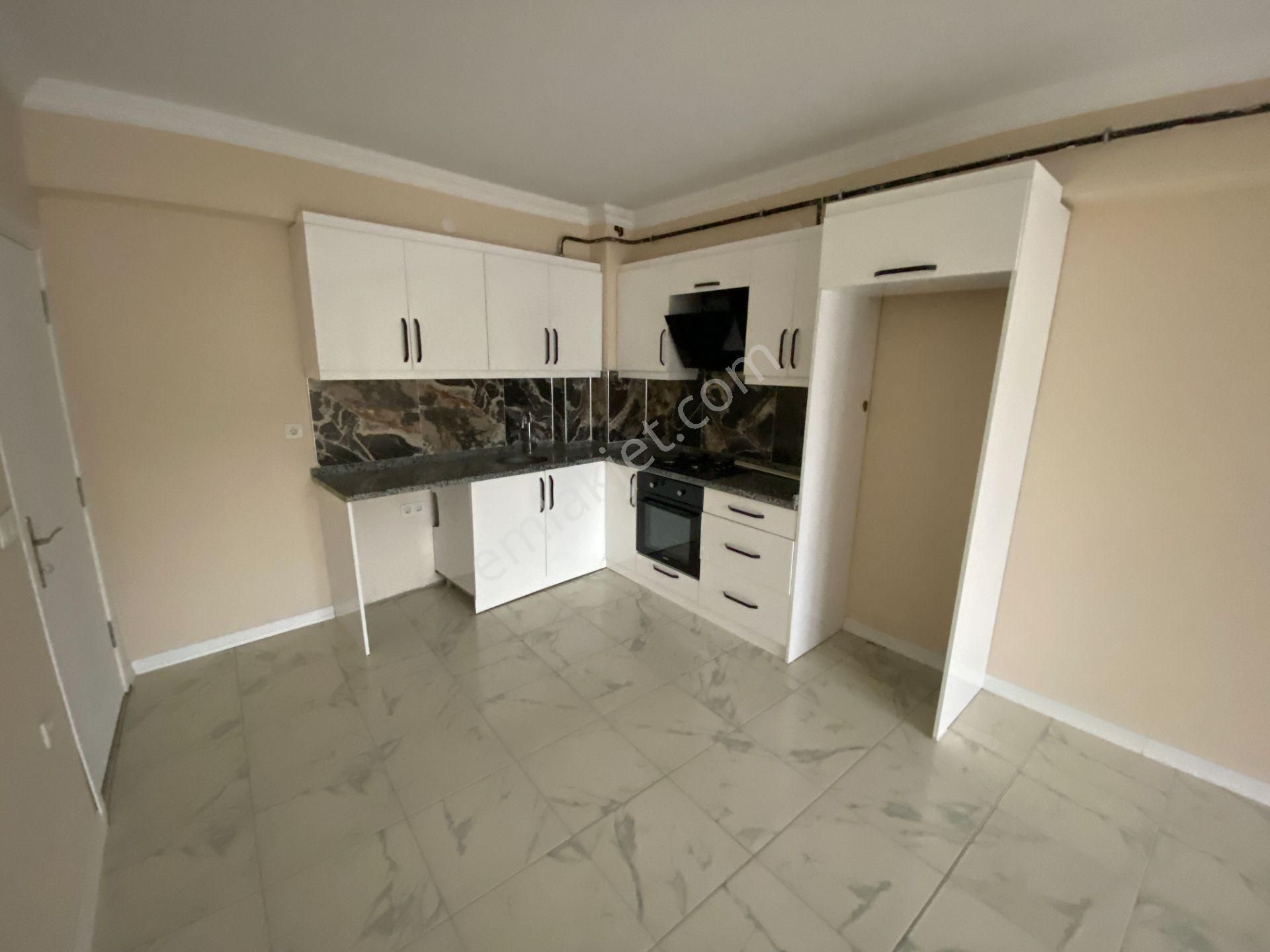 Hendek Merkezde 1+1 Kiralık Daire - Görsel 13