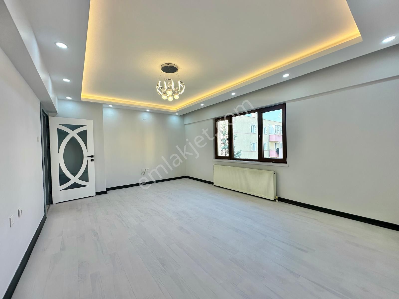 Maraşal Çakmak Mah. 3+1 Lüks Yapılı Salon Bağımsız Ara Katta - Görsel 33