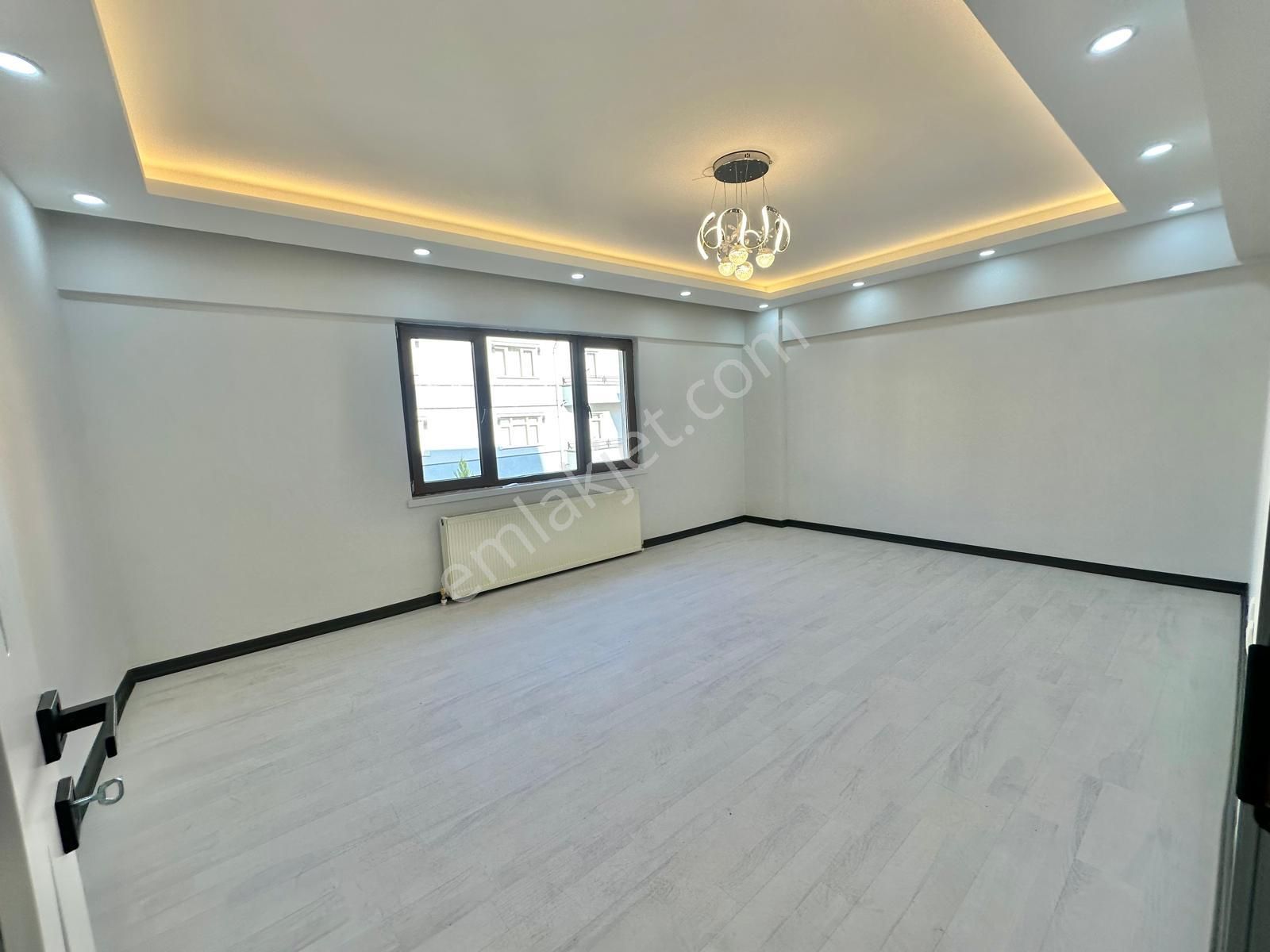 Maraşal Çakmak Mah. 3+1 Lüks Yapılı Salon Bağımsız Ara Katta - Görsel 7