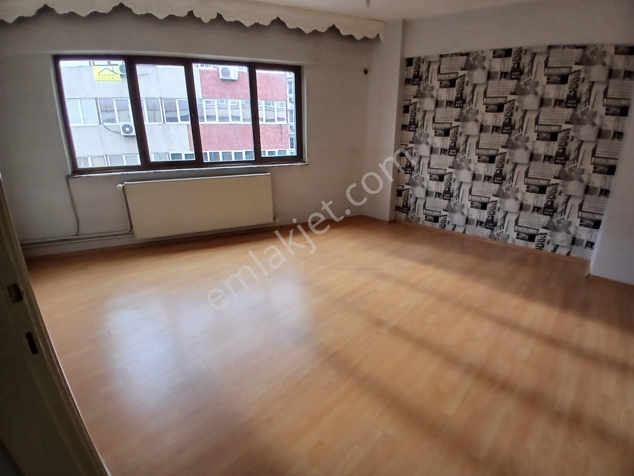 Gazcılar Cadde Üstü Bakımlı Kiralık Daire - Görsel 2