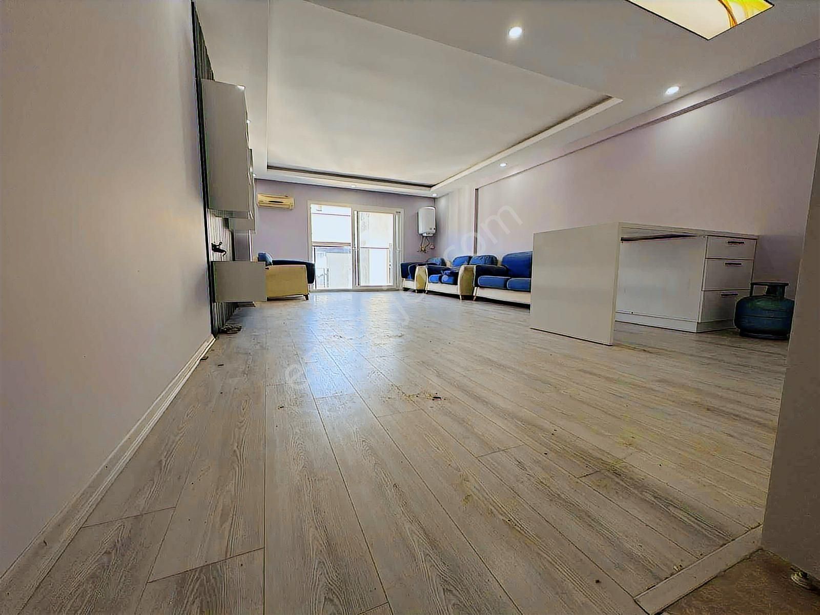 Kuşadası Davutlar Havuzlu Sitede Satılık 1+1 Daire - Görsel 3