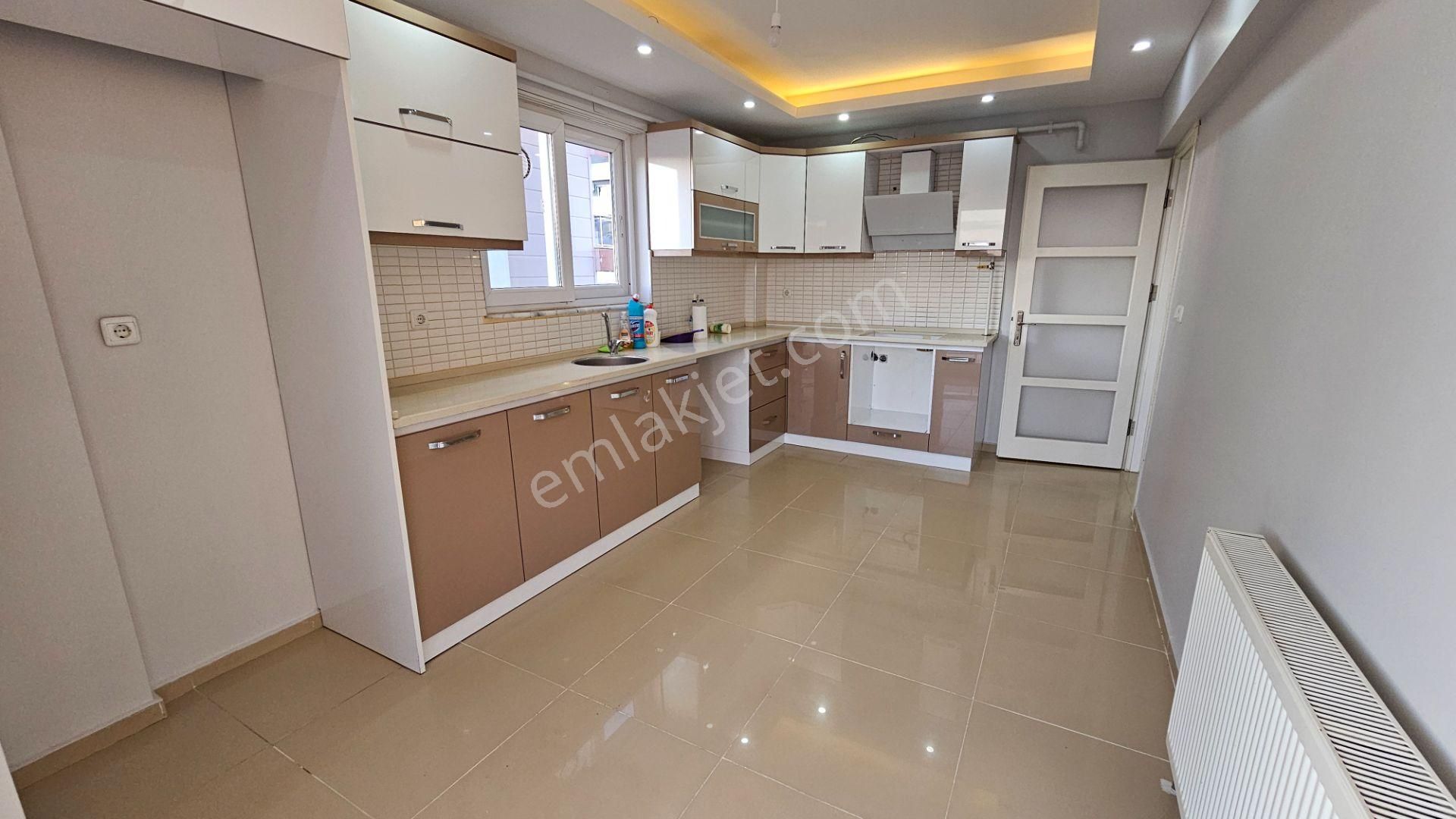 Göçmen Gayrimenkul'den Zafer Mah.2+1 Kiralık Daire - Görsel 17