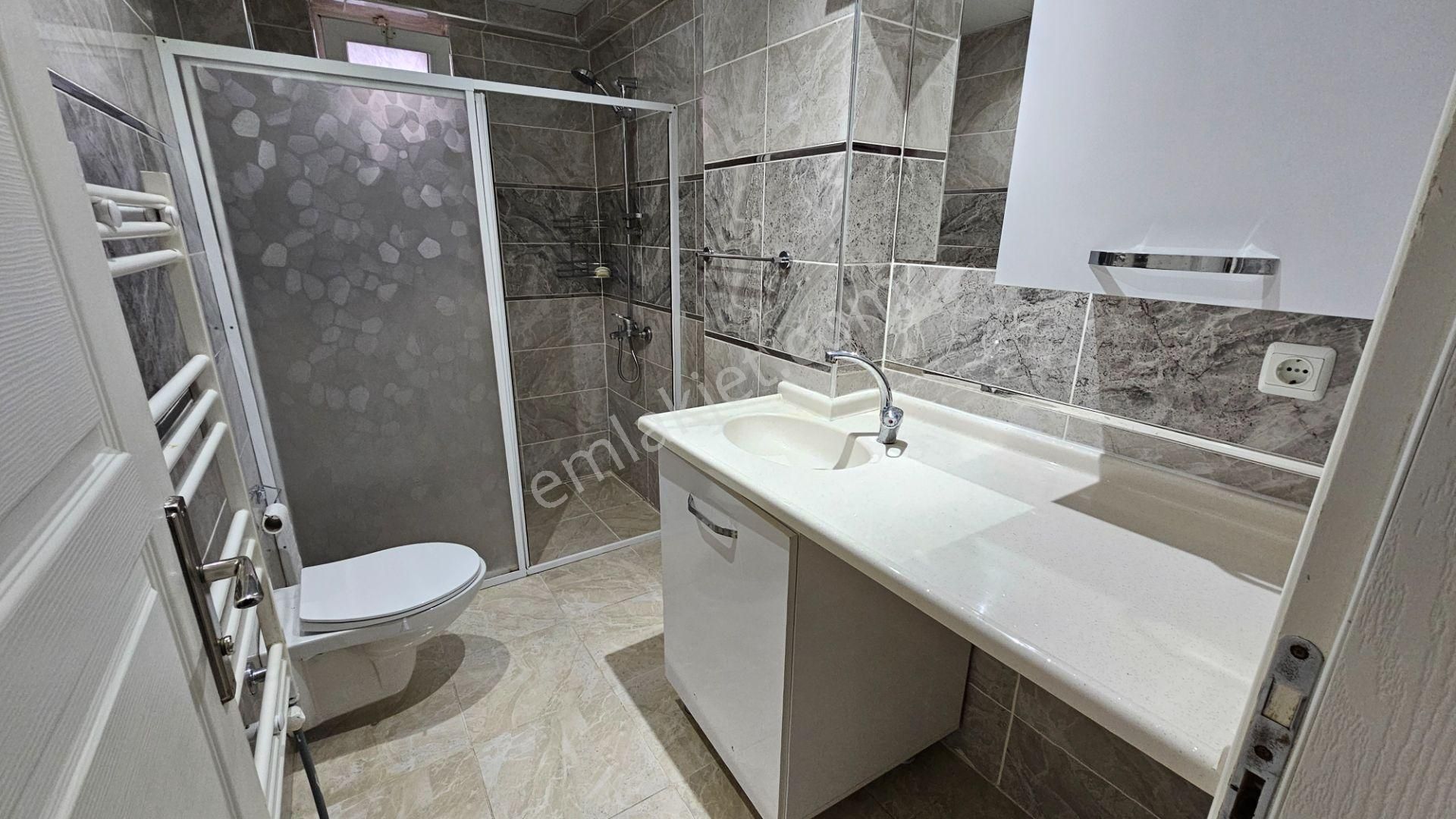 Göçmen Gayrimenkul'den Zafer Mah.2+1 Kiralık Daire - Görsel 4