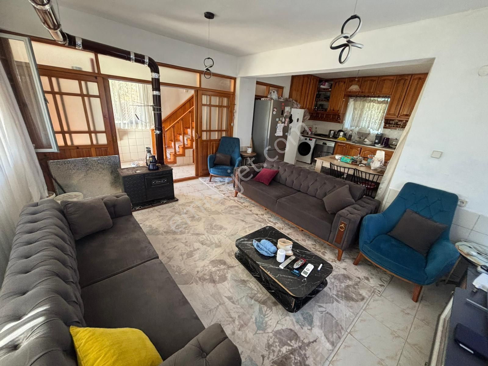 Kıyıkışlacıkta Denize 30 Metre Satılık Villa 636 M2 Arsa İçinde - Görsel 8