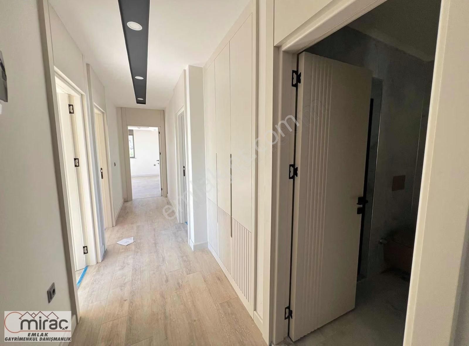 Lüks Site İçerisinde Havuzlu Geniş Ve Ferah 3+1 Daire - Görsel 28