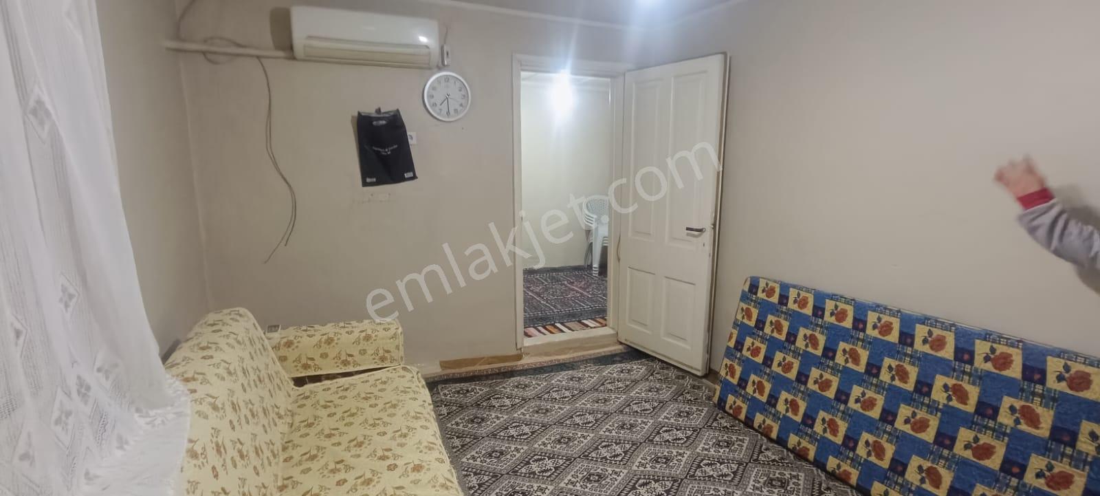 Karabağlar Peker Mah. Hisseli 145 M2 Arsada Bahçeli Müstakil Ev - Görsel 28