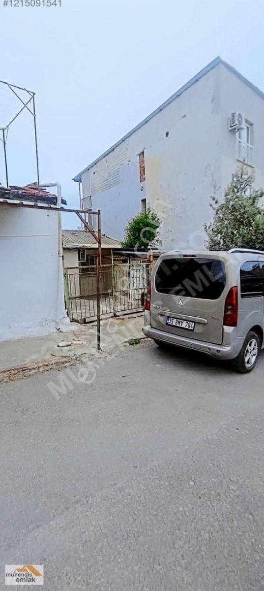 Karabağlar Peker Mah. Hisseli 145 M2 Arsada Bahçeli Müstakil Ev - Görsel 4