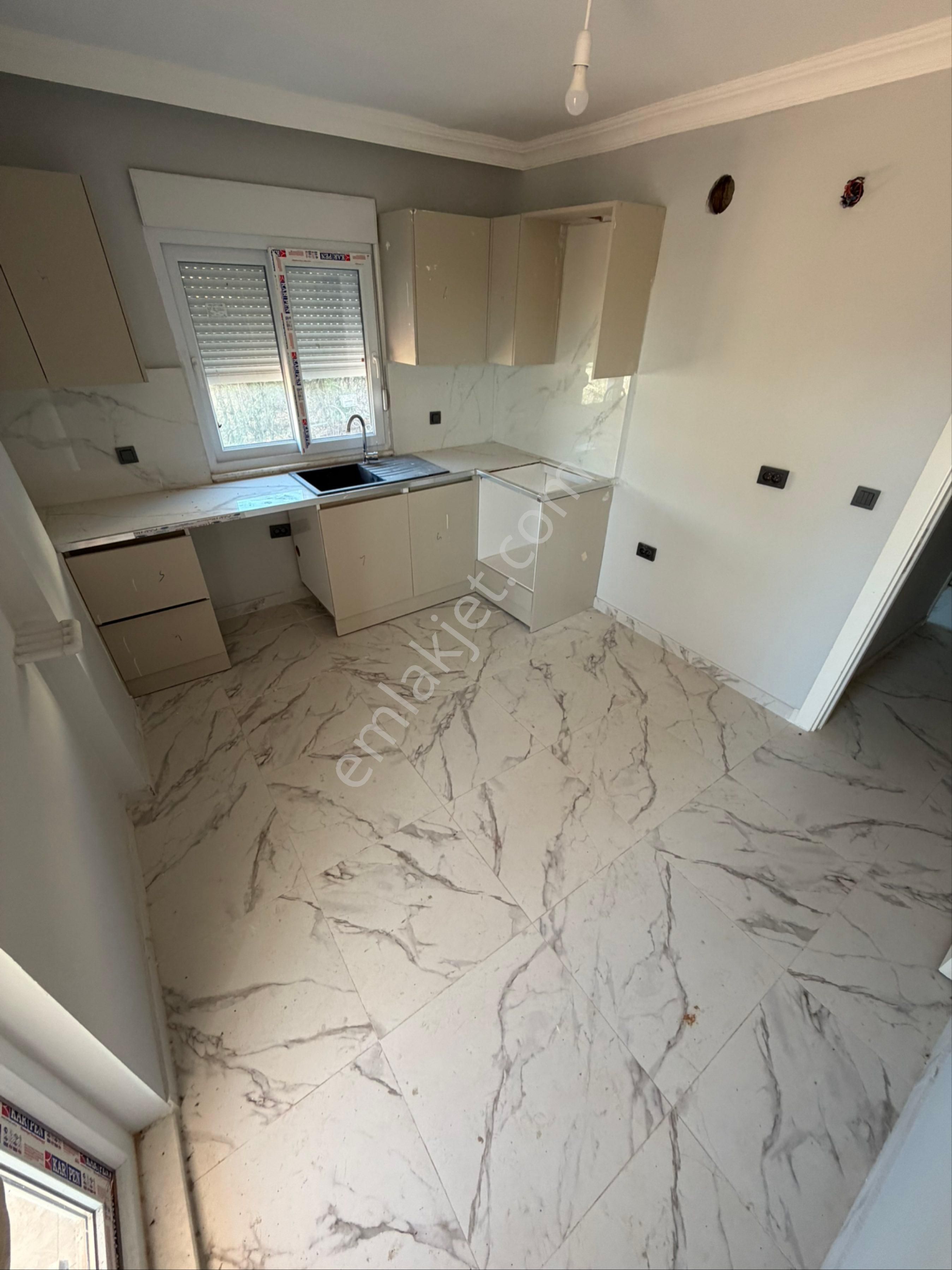 Bu Fiyatlara Kalmadı 2+1 Herşeyi Ayrı Fırsat Sıfır İskanlı Daire - Görsel 12