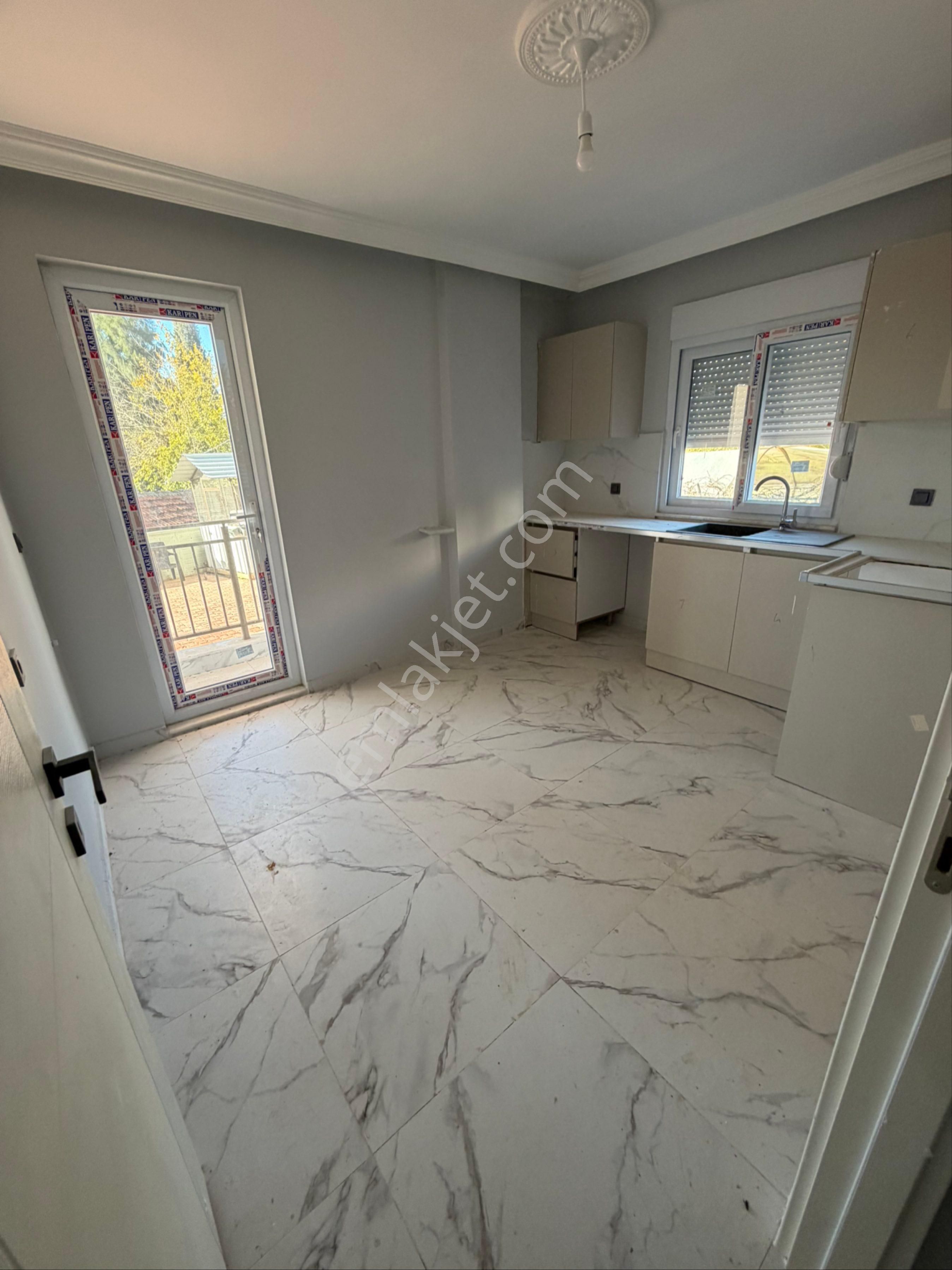 Bu Fiyatlara Kalmadı 2+1 Herşeyi Ayrı Fırsat Sıfır İskanlı Daire - Görsel 2