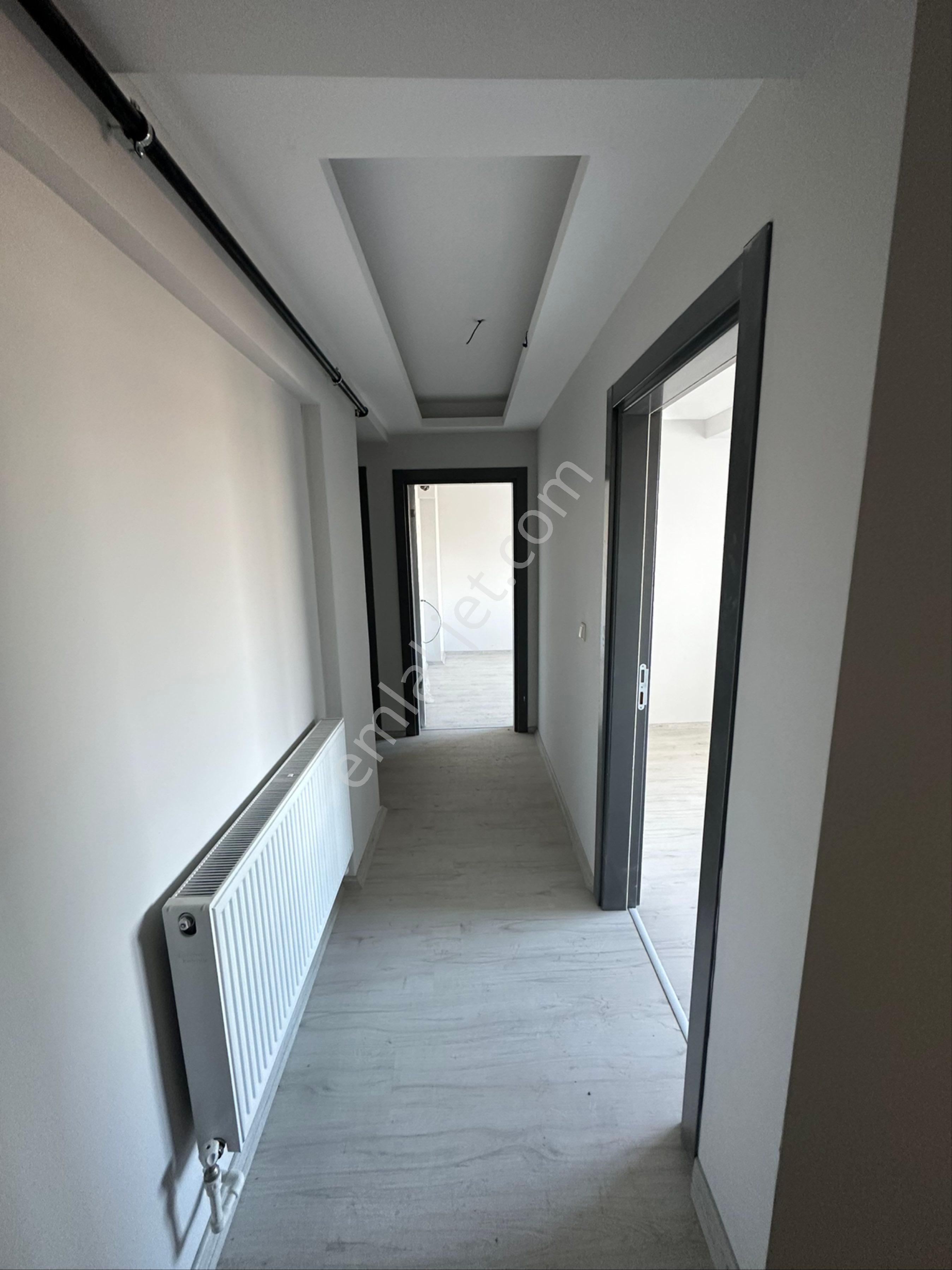 Cumhuriyet Mahallesinde Satılık 3+1 Daire - Görsel 6