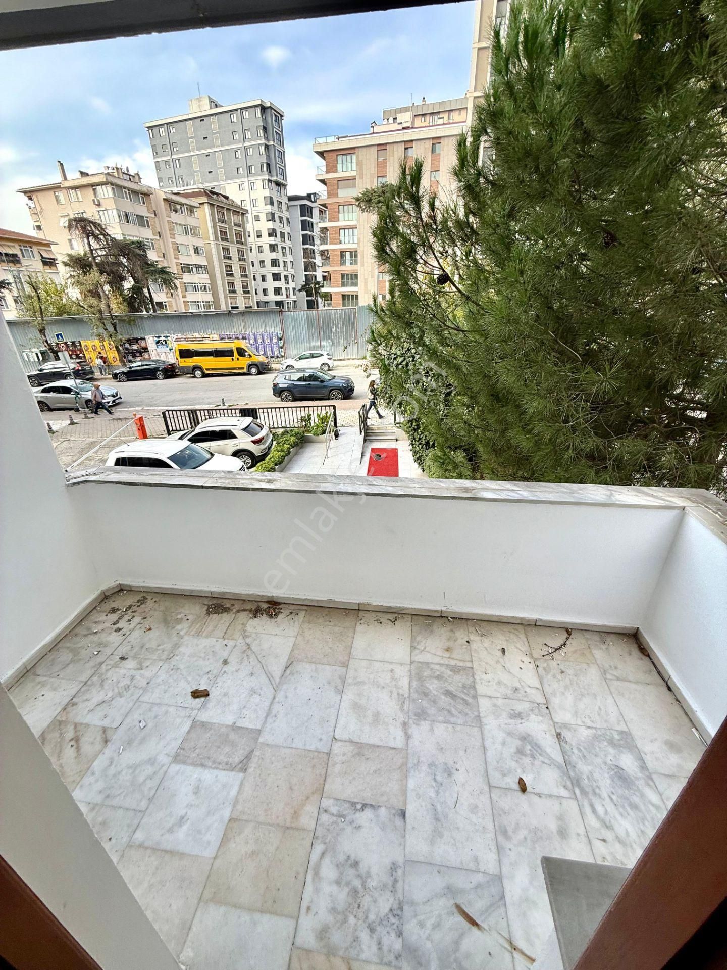 Konut Ve Ticari'den Tütüncü Mehmet Efendi Caddesine Cepheli Satılık 4+1 - Görsel 16