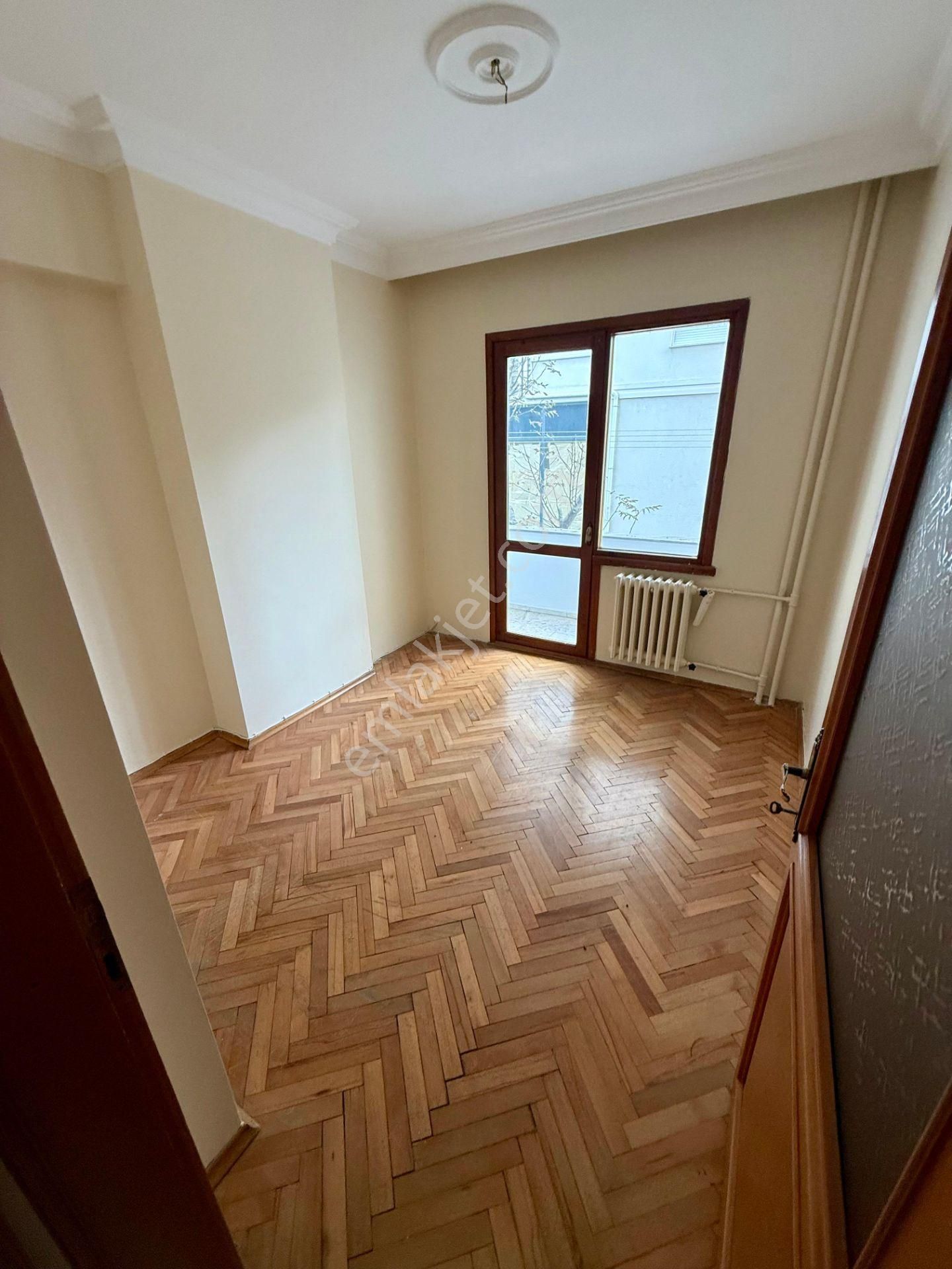 Konut Ve Ticari'den Tütüncü Mehmet Efendi Caddesine Cepheli Satılık 4+1 - Görsel 6