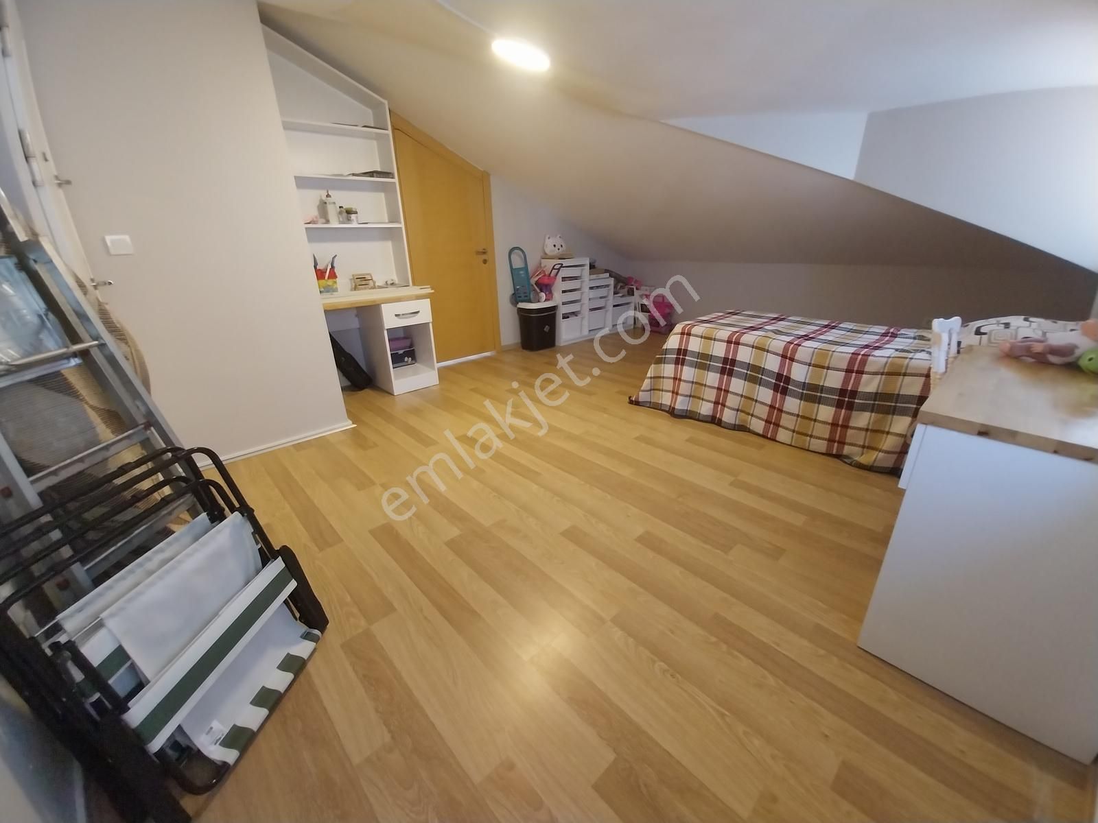 Yeni Binada 24 Saat Güvenlikli Sitede Kapalı Geniş Teraslı Fırsa - Görsel 34