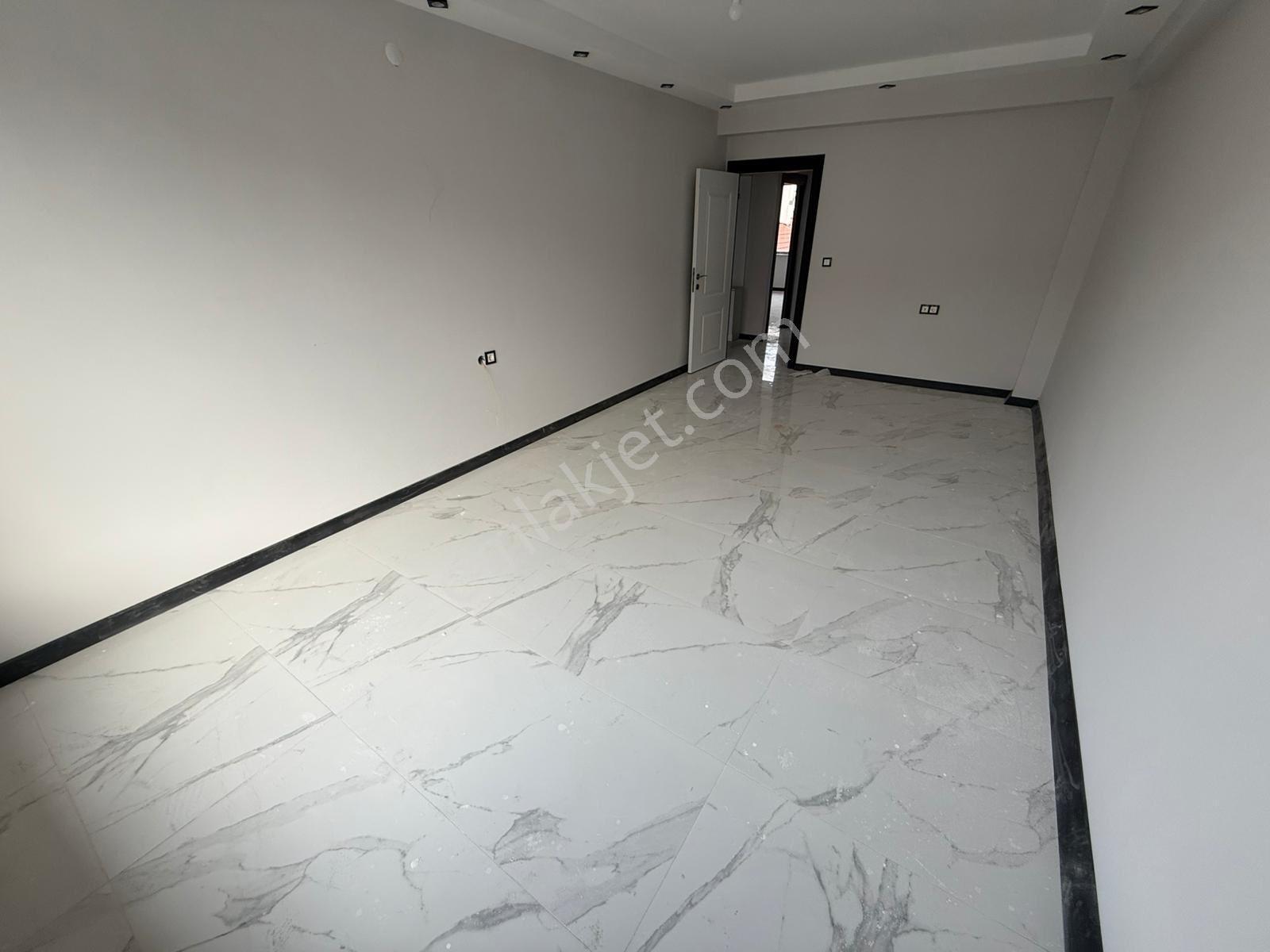 Emek Ertaş Caddesi Yakınında 2+1 Satılık Sıfır Daireler - Görsel 11