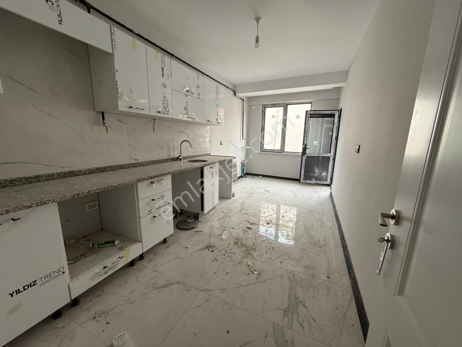 Emek Ertaş Caddesi Yakınında 2+1 Satılık Sıfır Daireler - Görsel 2