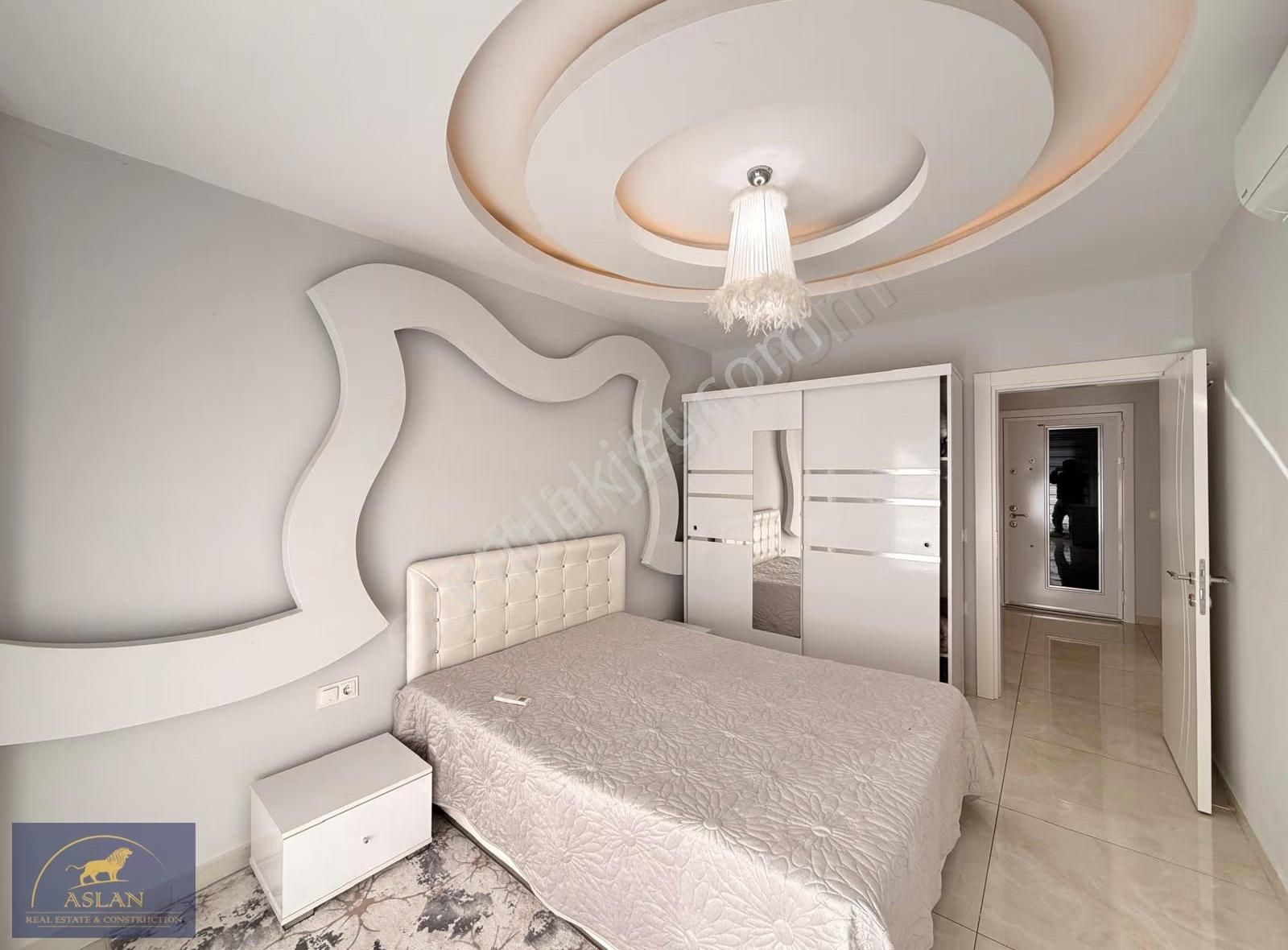 Alanya Kestelde Denize Sıfır 1+1 Geniş Daire - Görsel 4