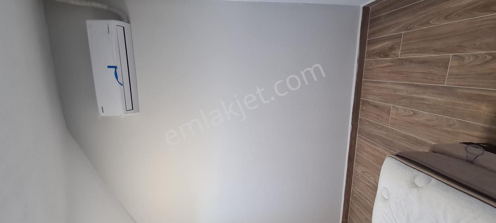 İnegöl Merkezde Kiralık 1+1 Eşyalı Asansörlü Daire - Görsel 13