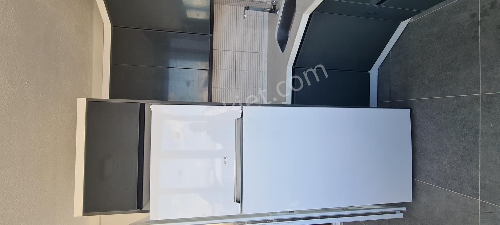 İnegöl Merkezde Kiralık 1+1 Eşyalı Asansörlü Daire - Görsel 3