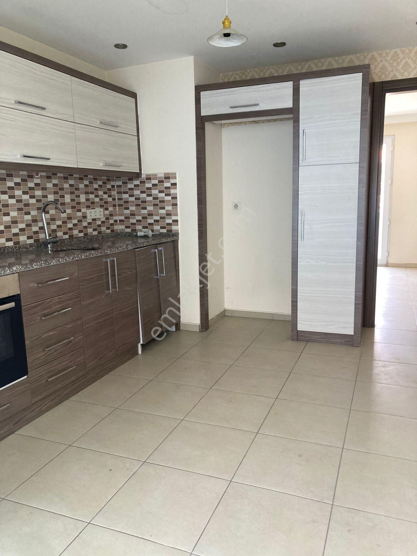 Ender Uysal Gayrimenkulden İncilipınar Mahallesin De 2+1 Satılık Balkonlu Daire - Görsel 3