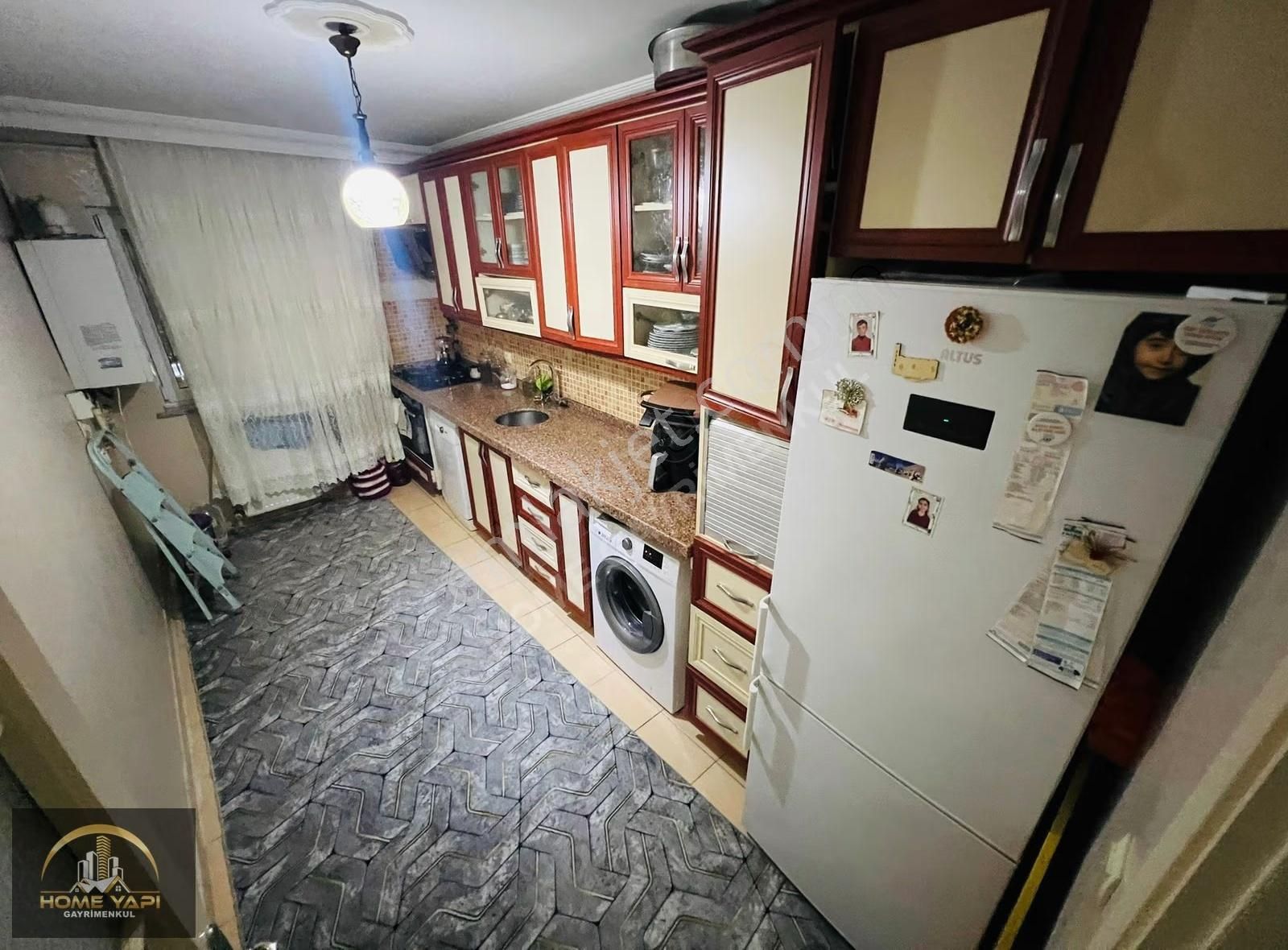 Home'dan Acil Satılık 3+1 120m² Arka Cephe Ferah Ara Kat Daire!! - Görsel 4