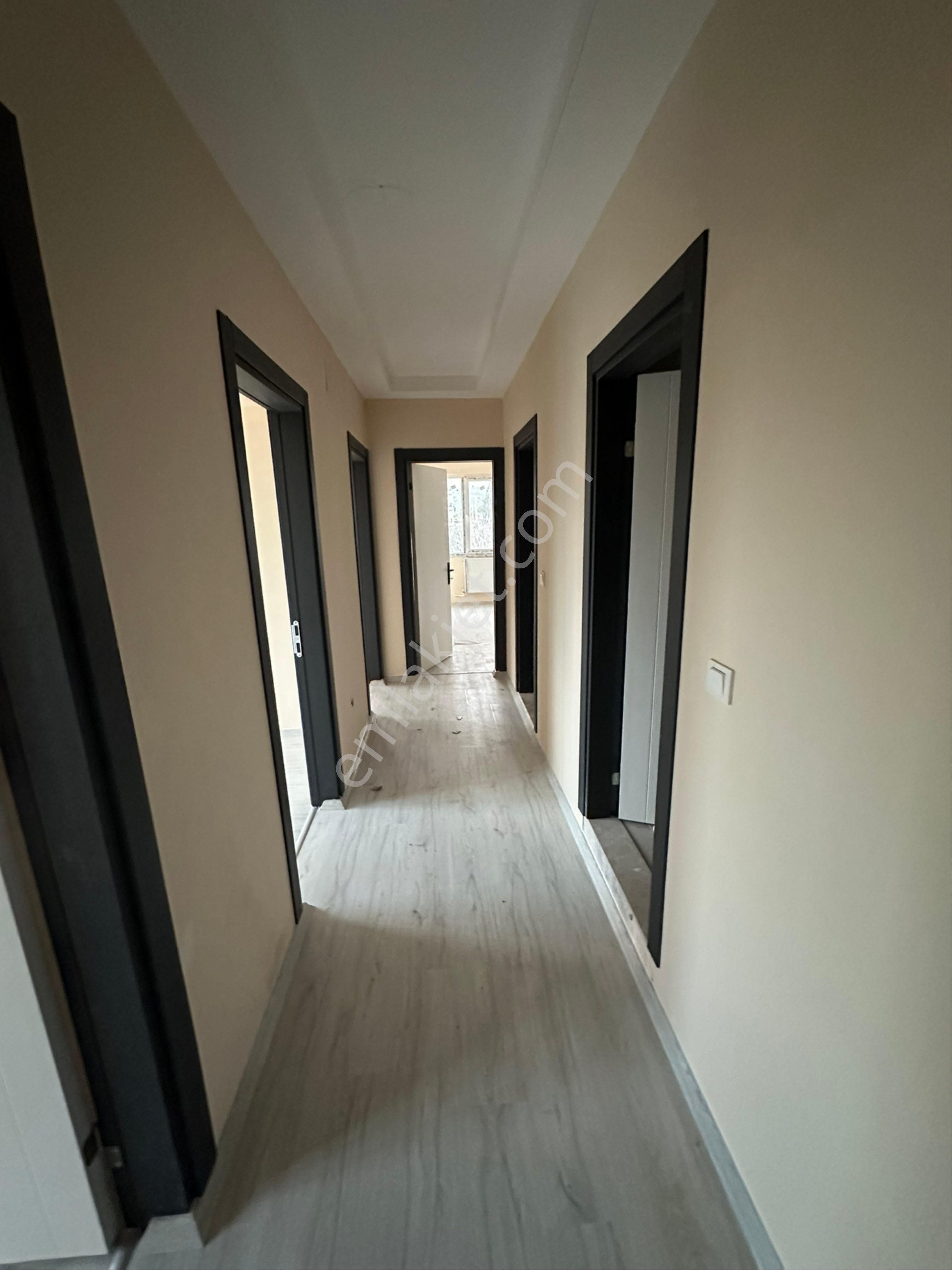 Cumhuriyet Mahallesinde Satılık 2+1 Daire - Görsel 5