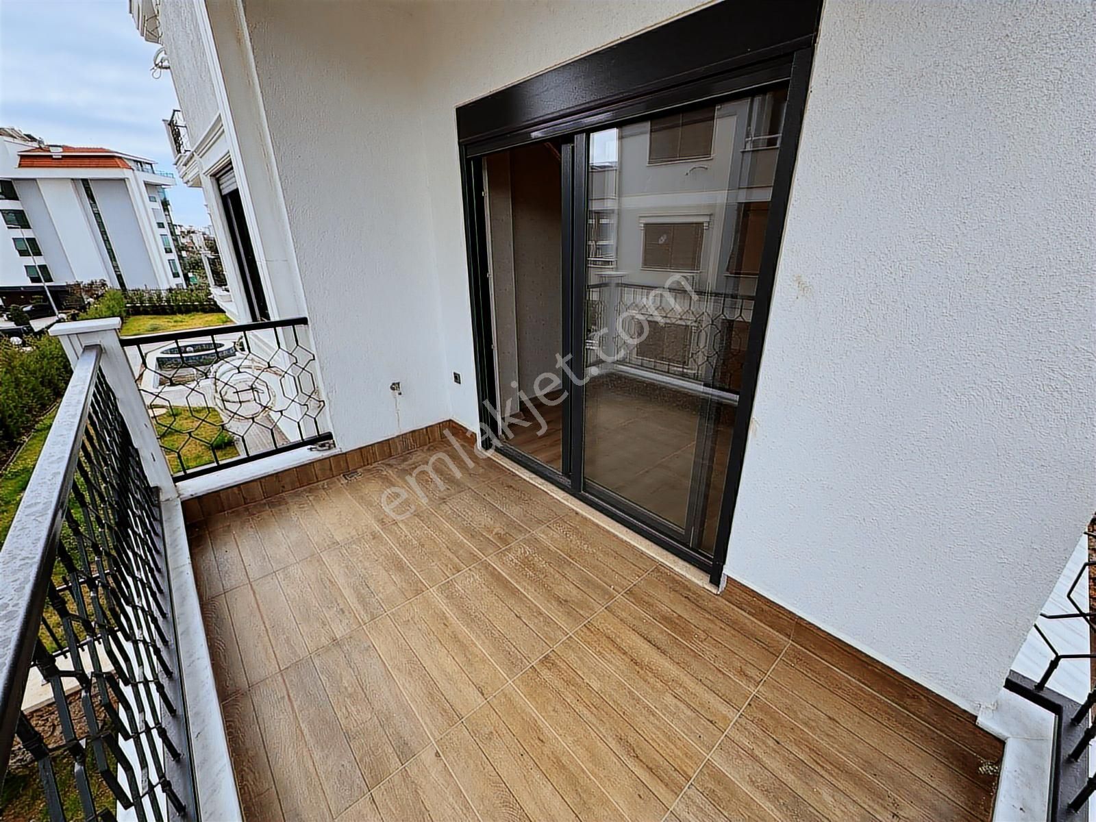 Satılık 2+1 Bahçe Dubleks Sıfır Modern Dizayn Alanya Oba - Görsel 2