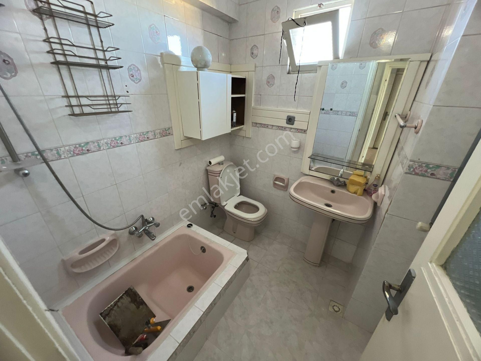 Yalı Gayrimenkul'den Merkezi Konum Deniz Manzaralı 3+1 Daire - Görsel 17