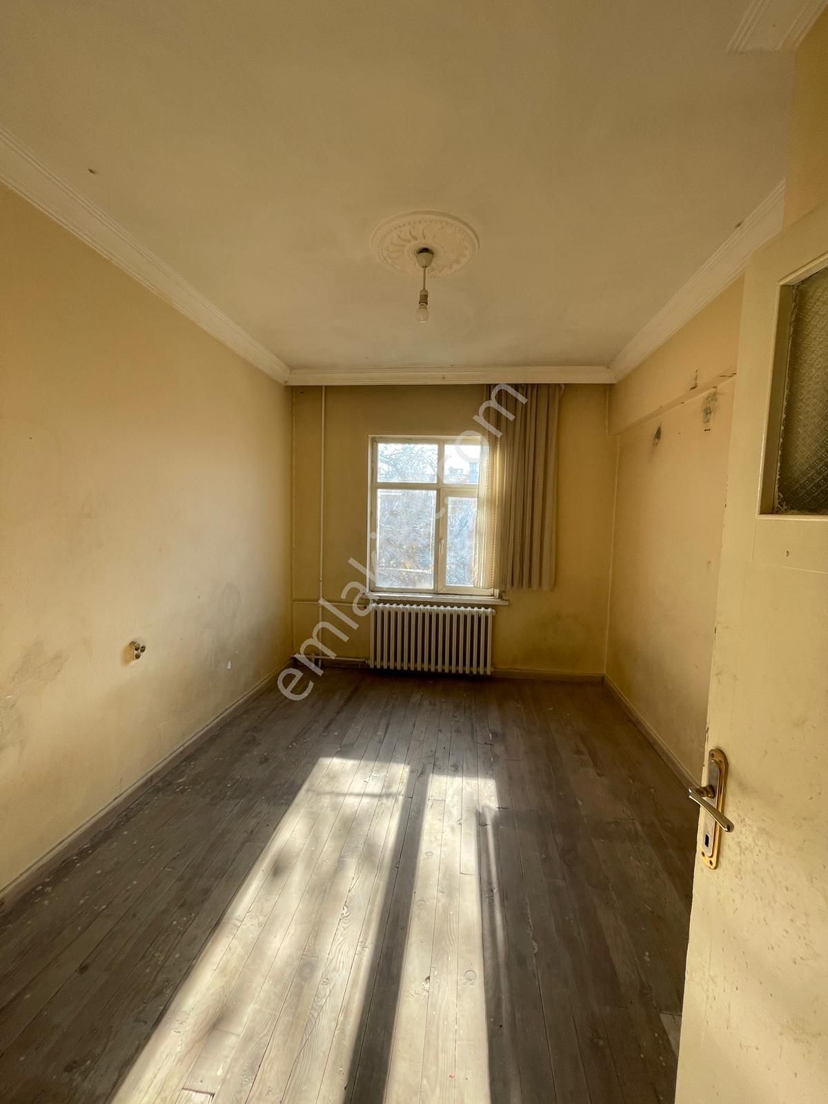 Afyon Üçok Emlaktan Dumlupınar Mah Satılık 2+1 Fırsat Daire - Görsel 17